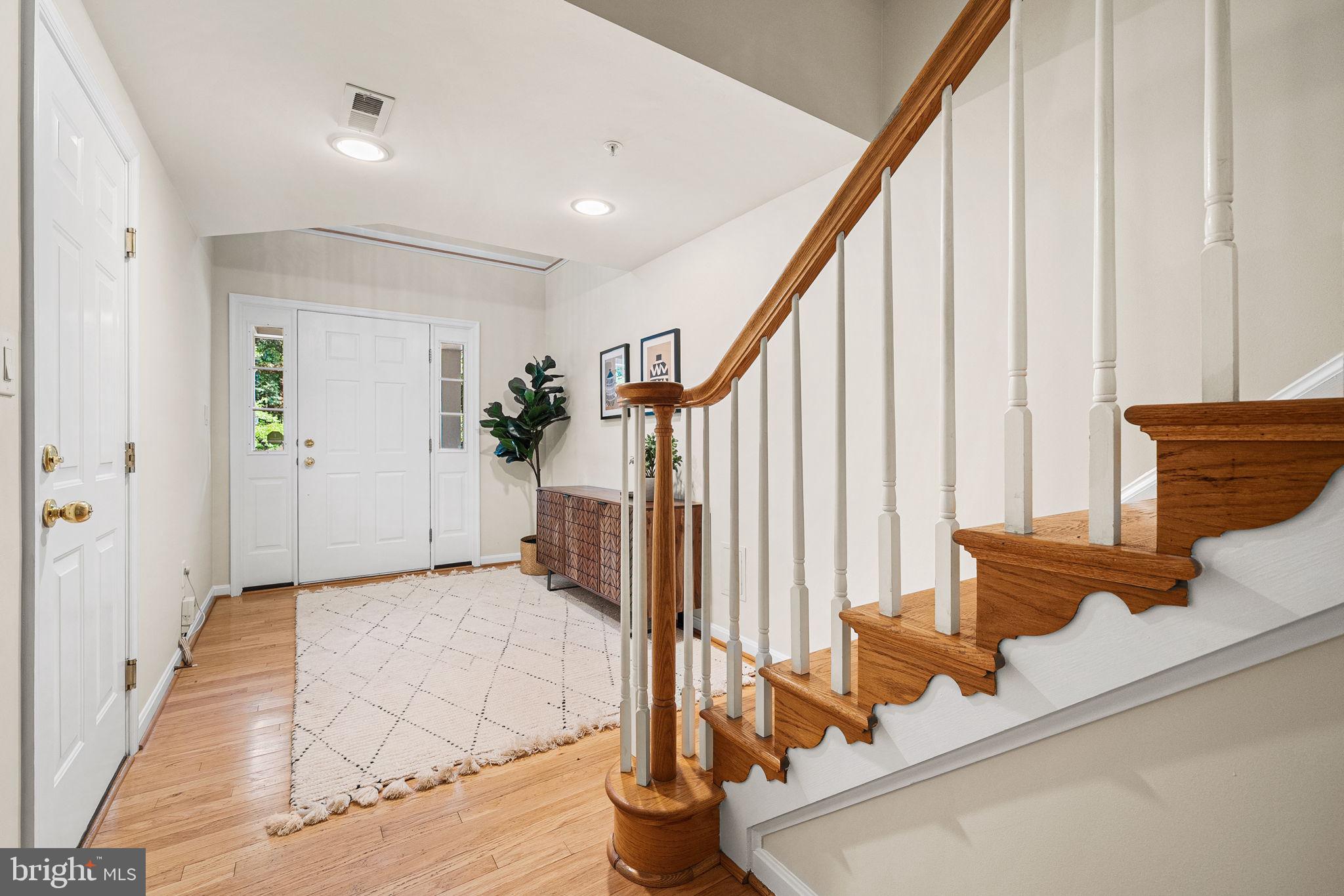 135 WOOTTON OAKS COURT