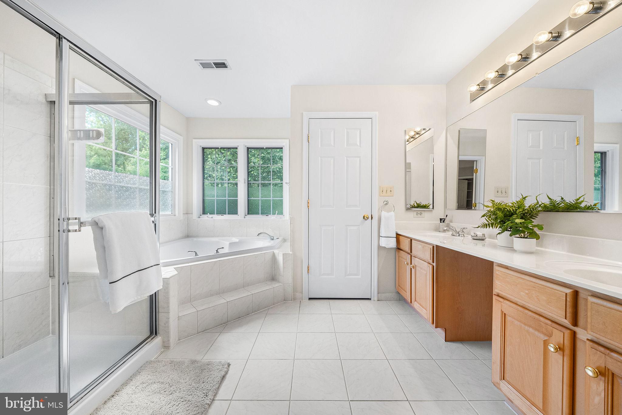 135 WOOTTON OAKS COURT