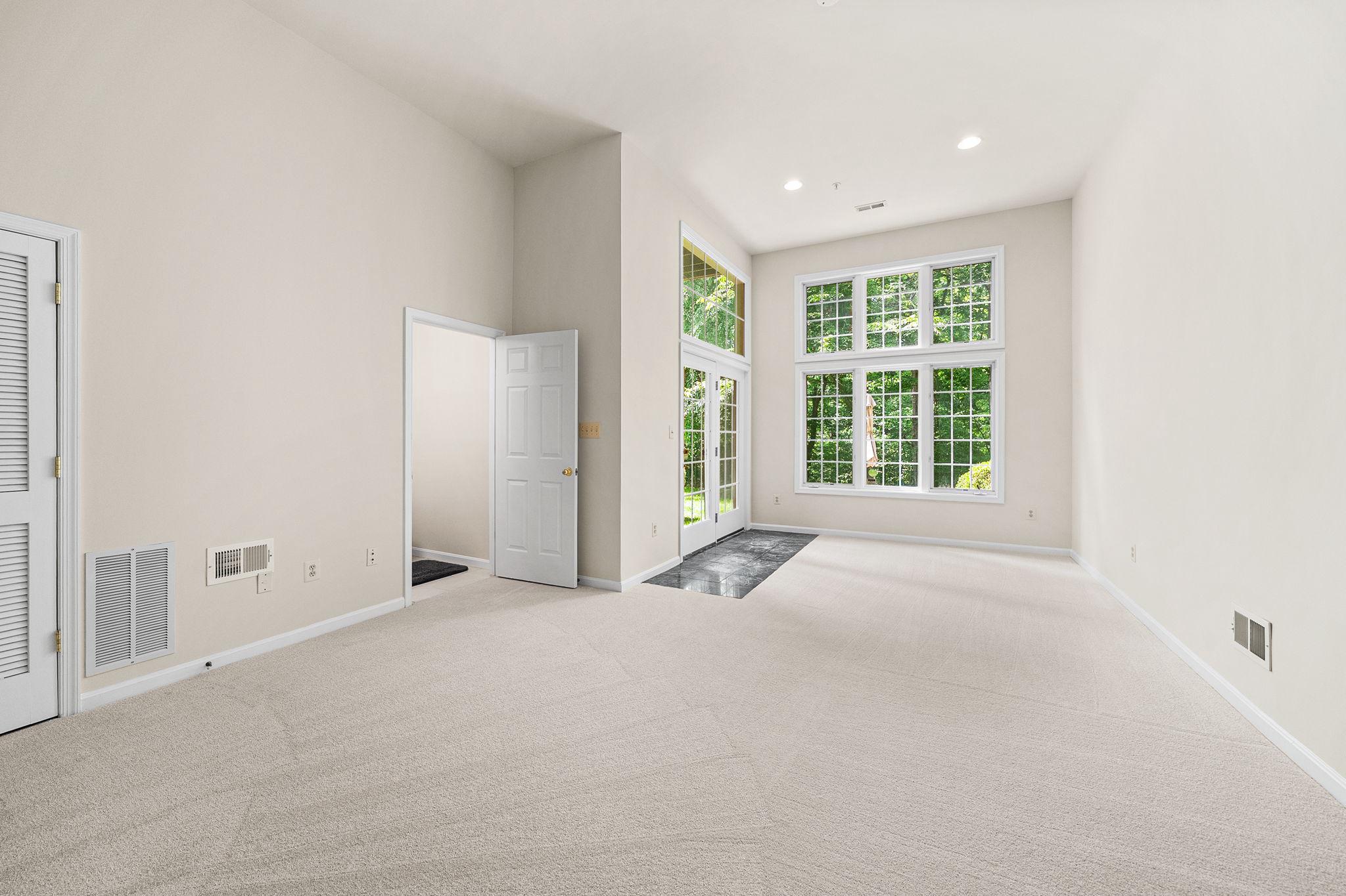 135 WOOTTON OAKS COURT