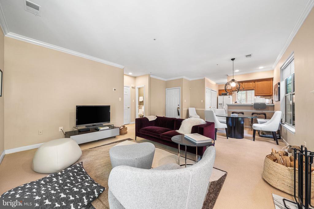 10800 ANTIGUA TERRACE 205
