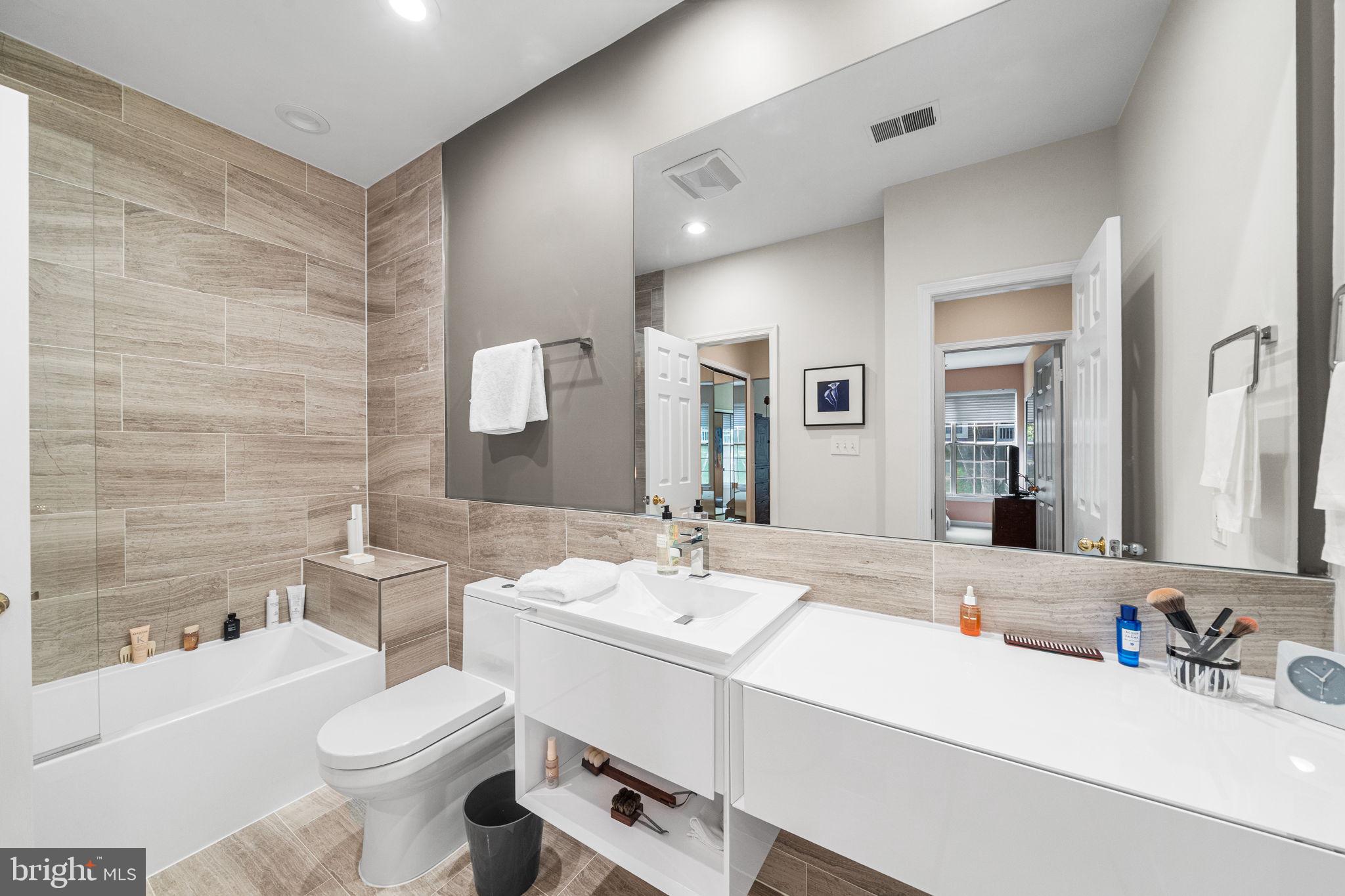 10800 ANTIGUA TERRACE 205
