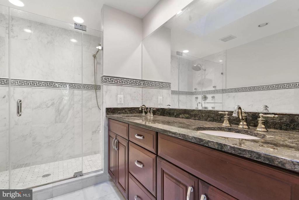 10127 CRESTBERRY PLACE