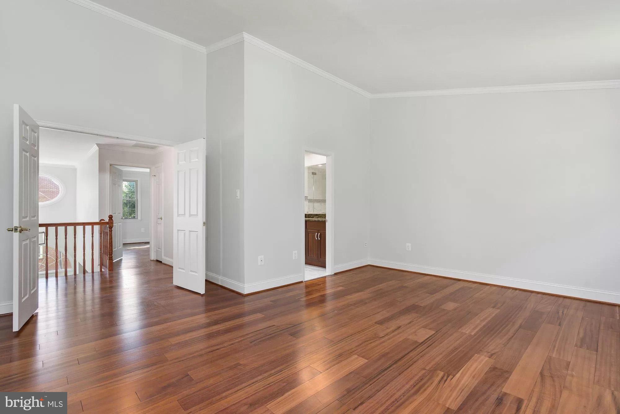 10127 CRESTBERRY PLACE