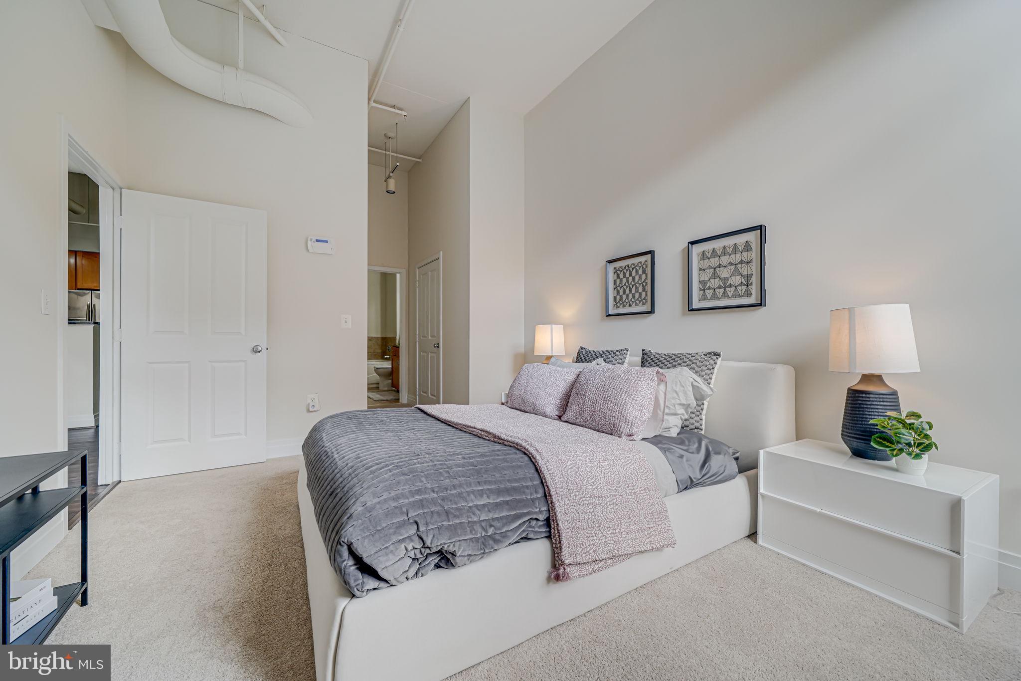 2220 Fairfax Dr #112