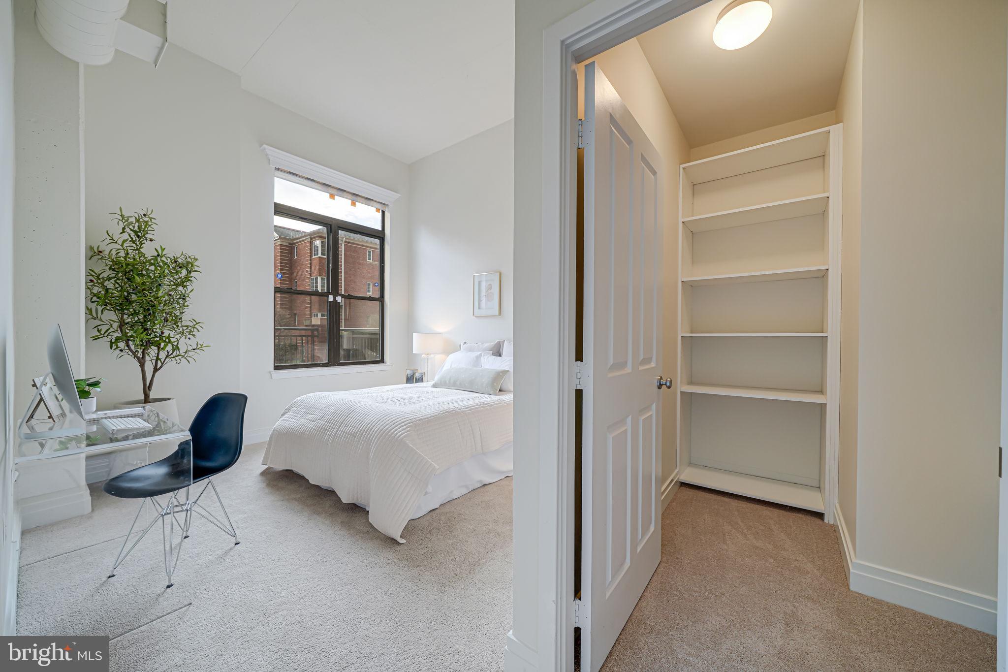 2220 Fairfax Dr #112