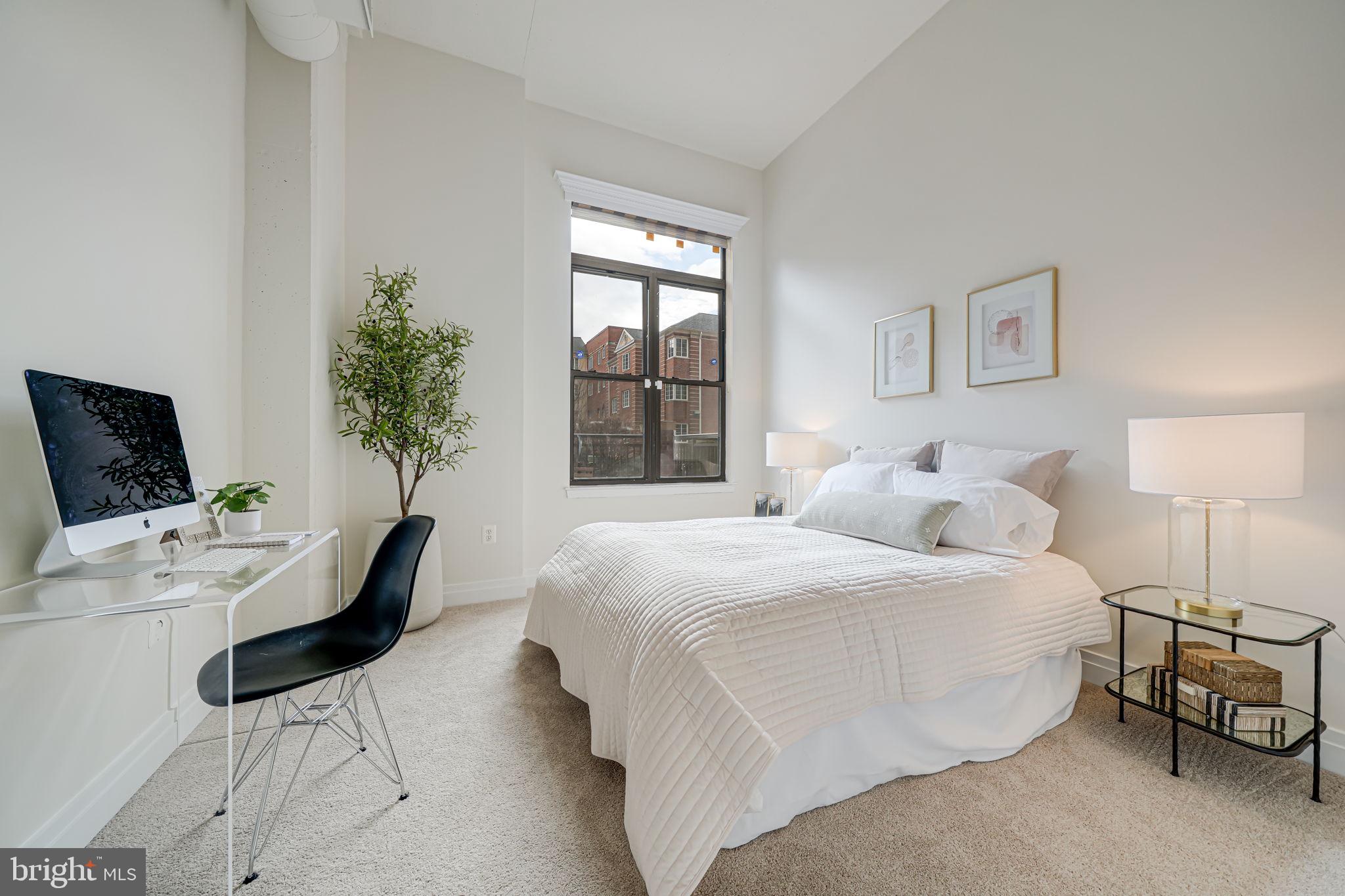 2220 Fairfax Dr #112