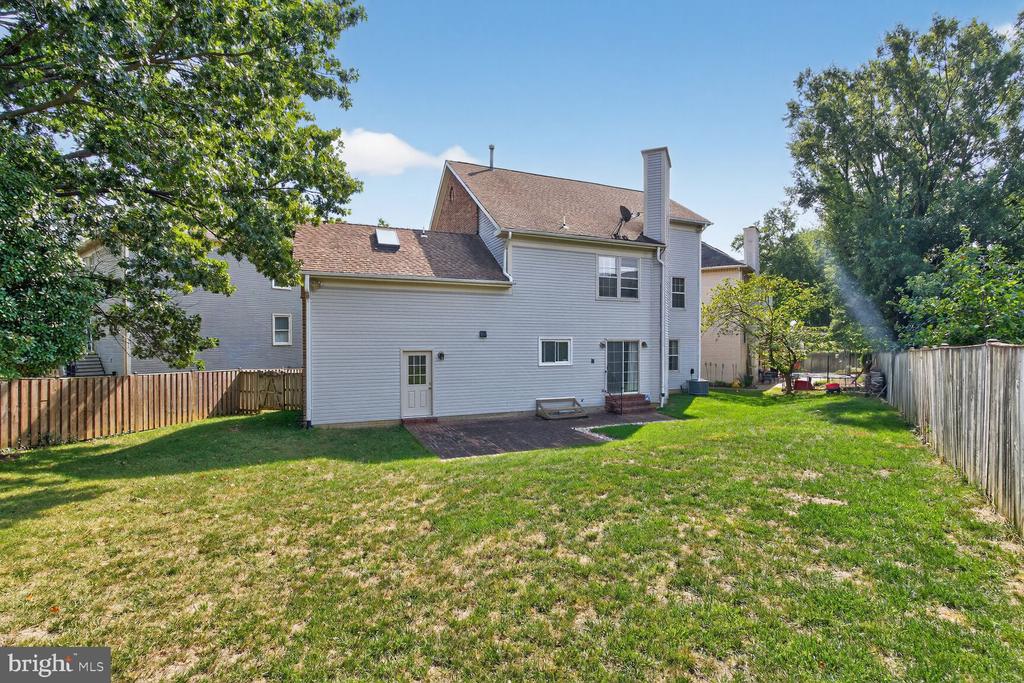 5405 8TH ROAD N