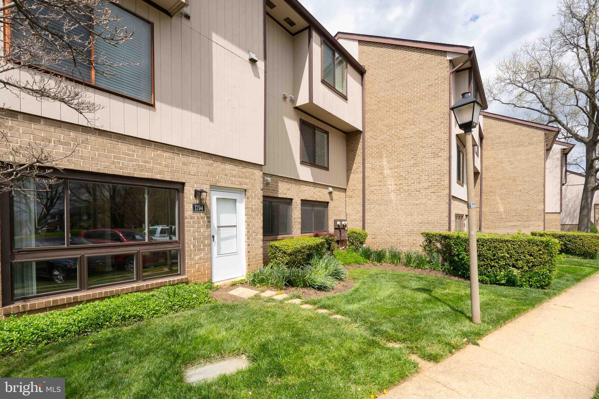 1794 Westwind Way