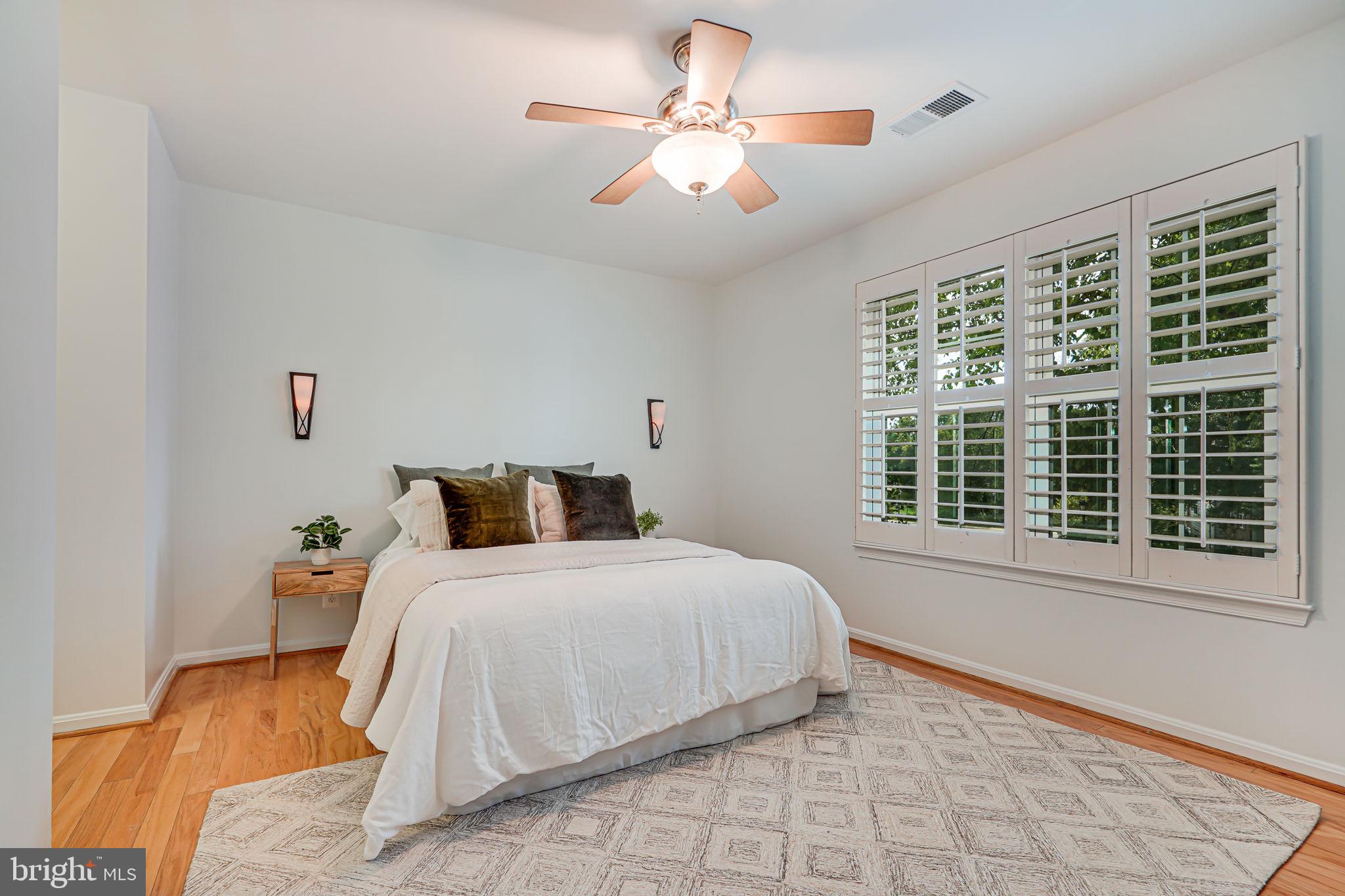 3900 Golf Tee Ct #395