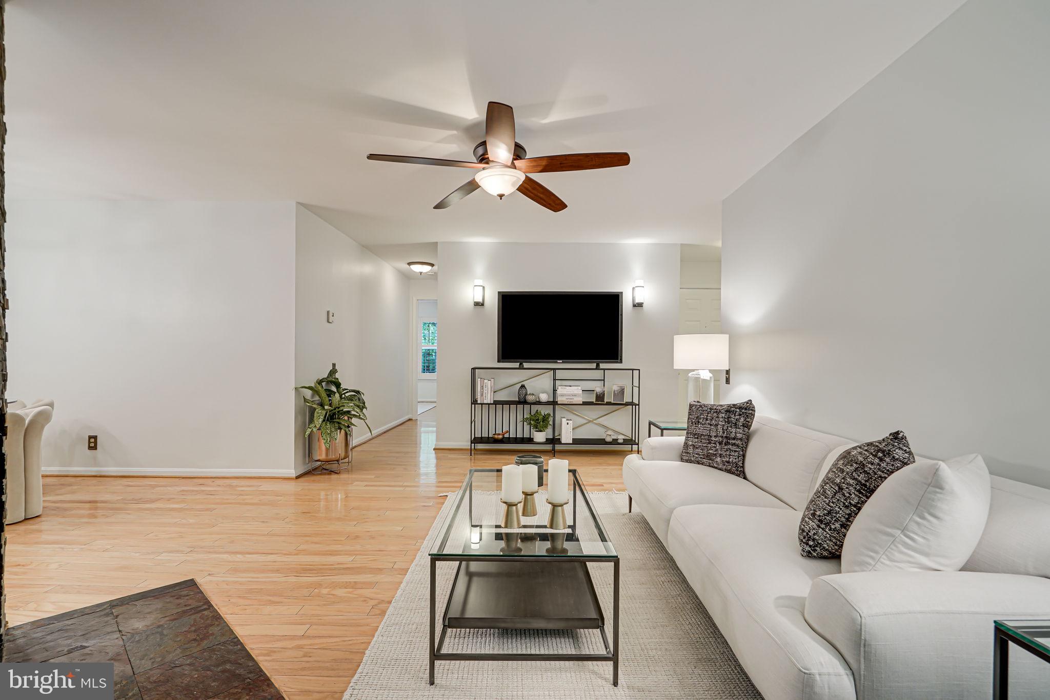 3900 Golf Tee Ct #395