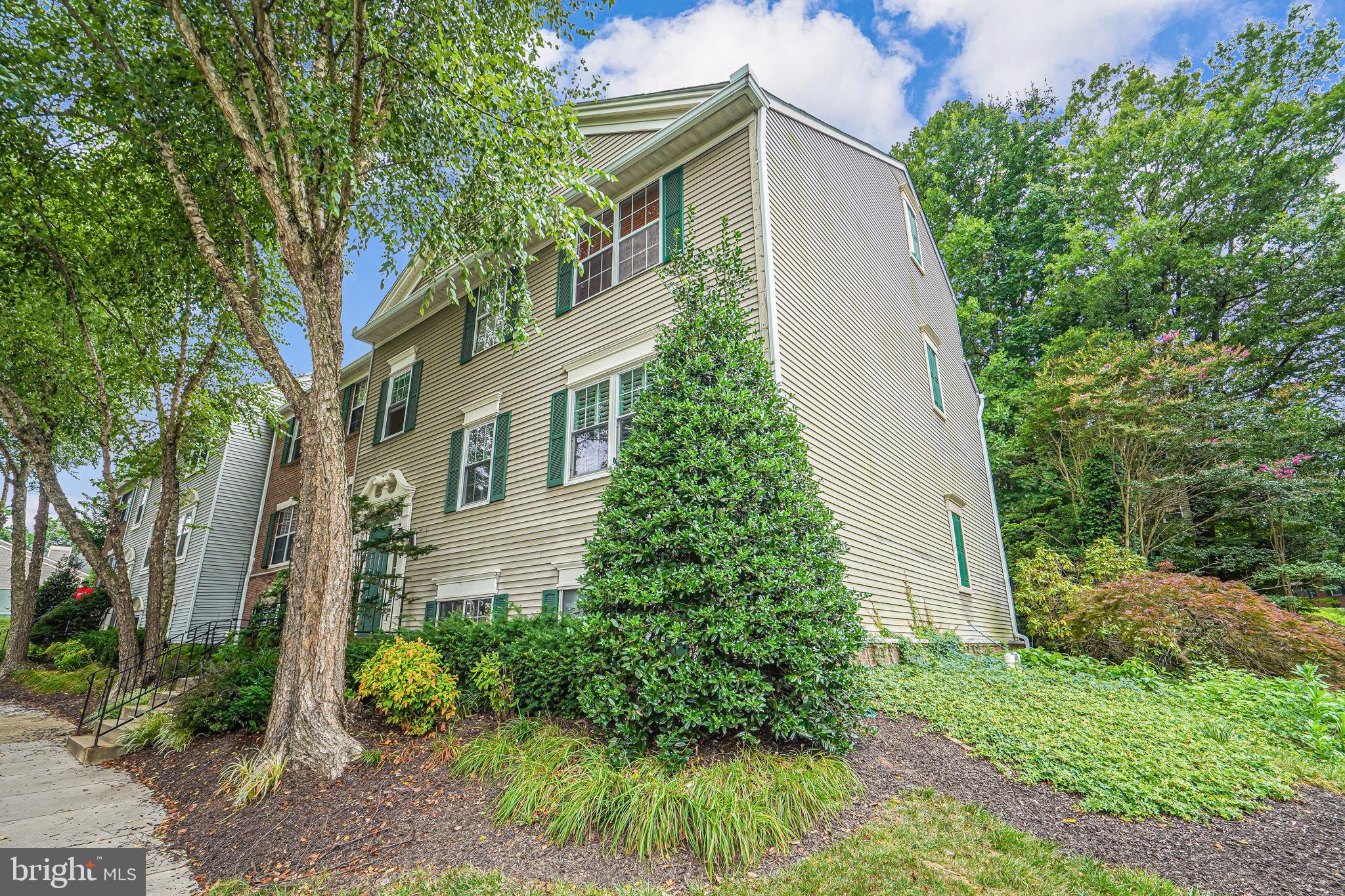 3900 Golf Tee Ct #395