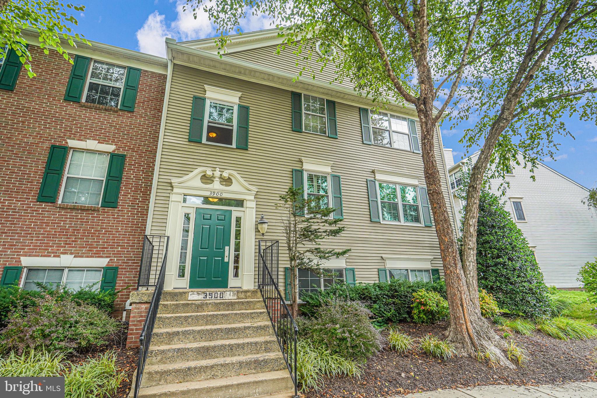 3900 Golf Tee Ct #395