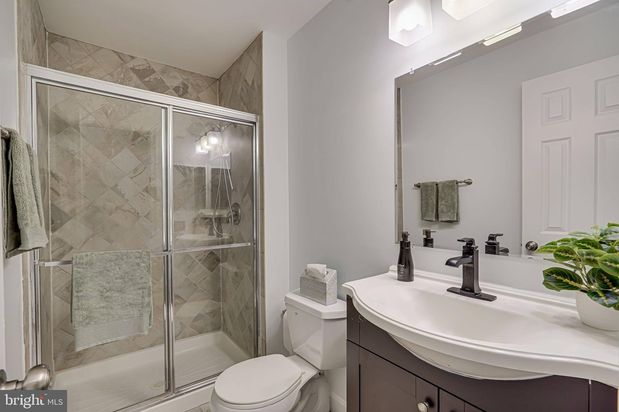 3900 Golf Tee Ct #395