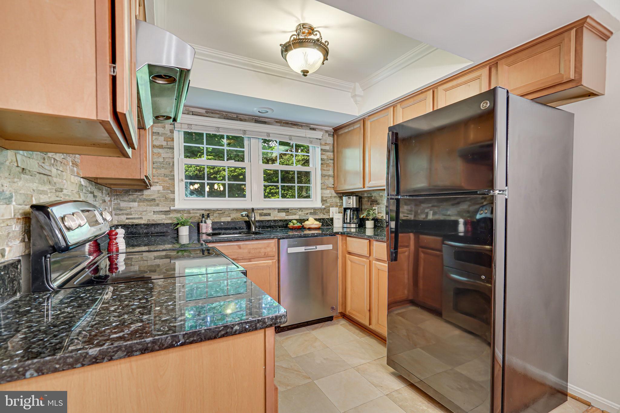 3900 Golf Tee Ct #395