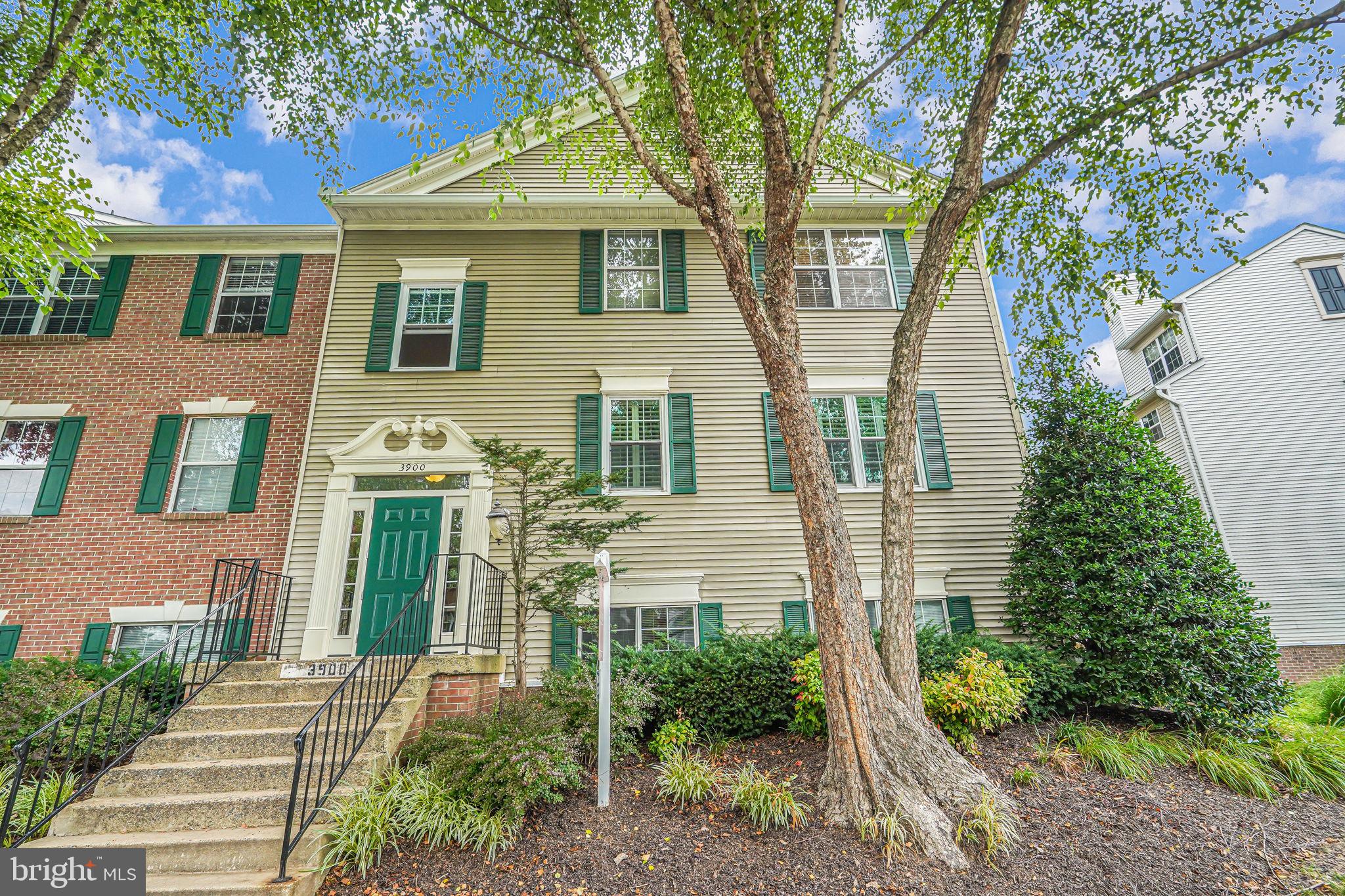 3900 Golf Tee Ct #395