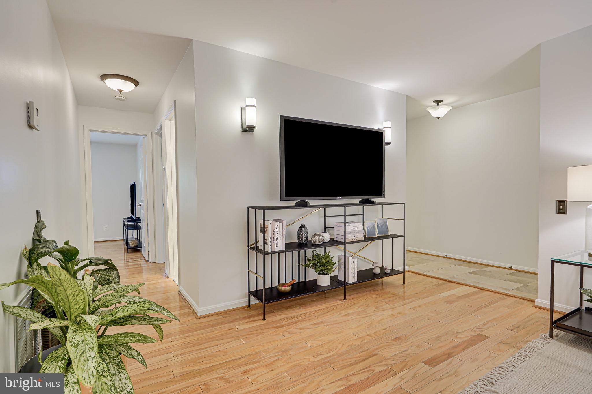 3900 Golf Tee Ct #395