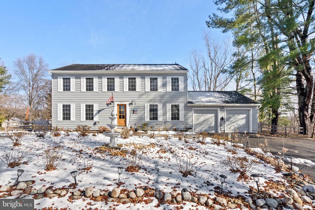 10622 RUNAWAY LN