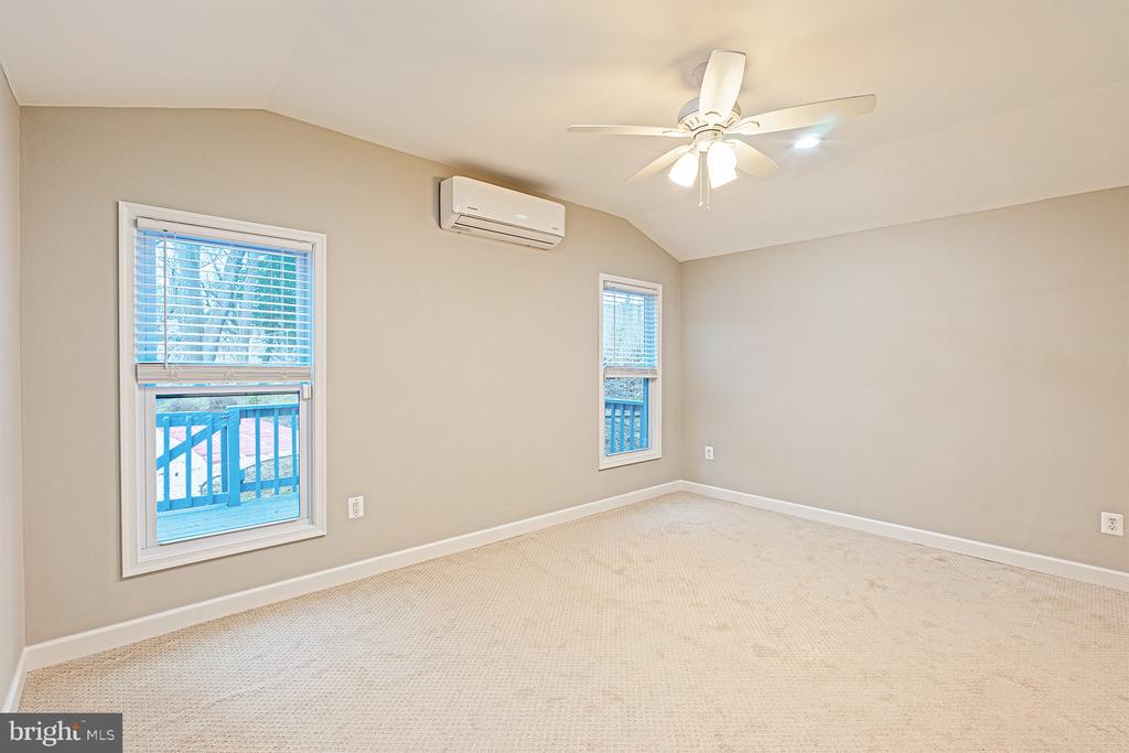 9705 LOCUST HILL DRIVE