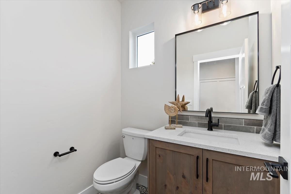 164 S Cedar Point