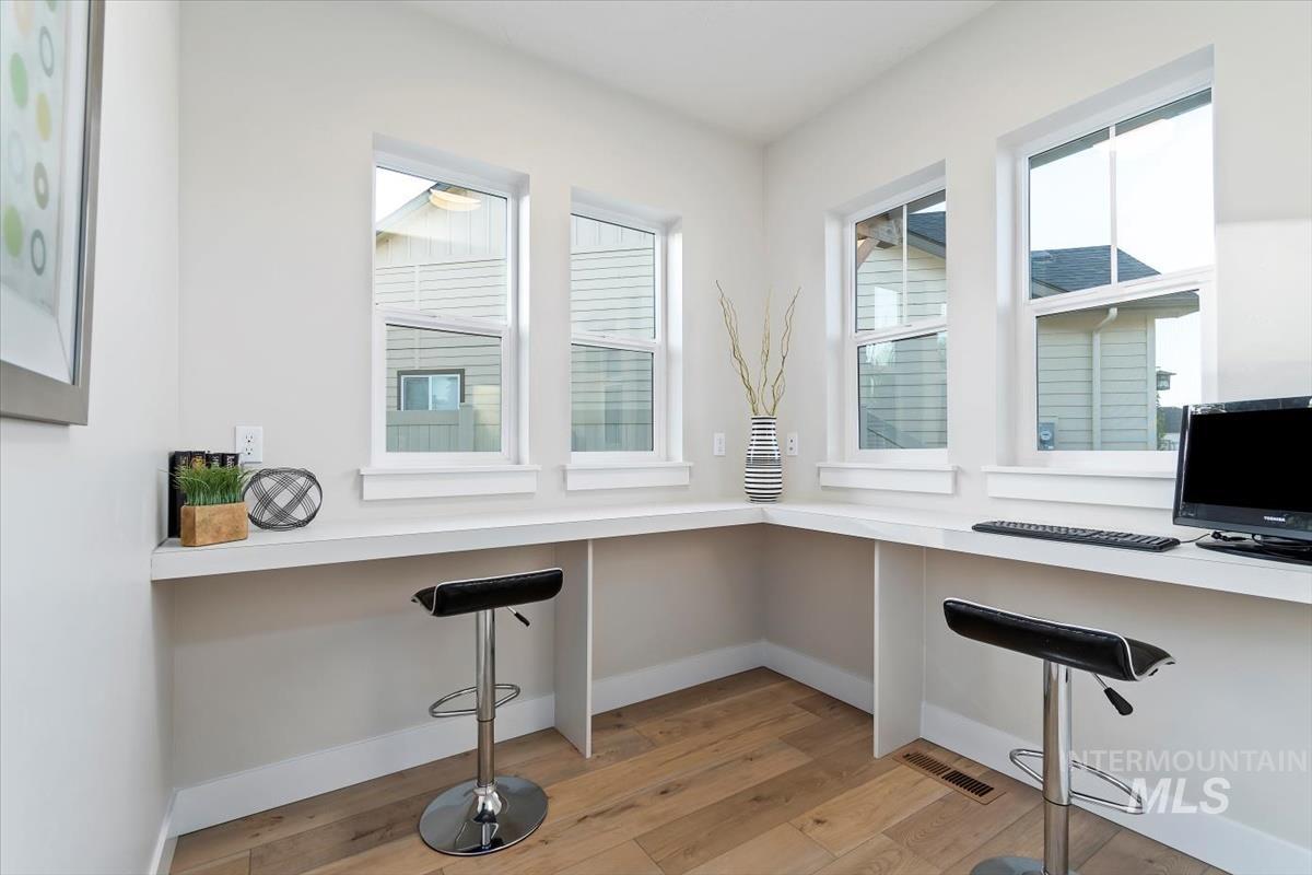 164 S Cedar Point
