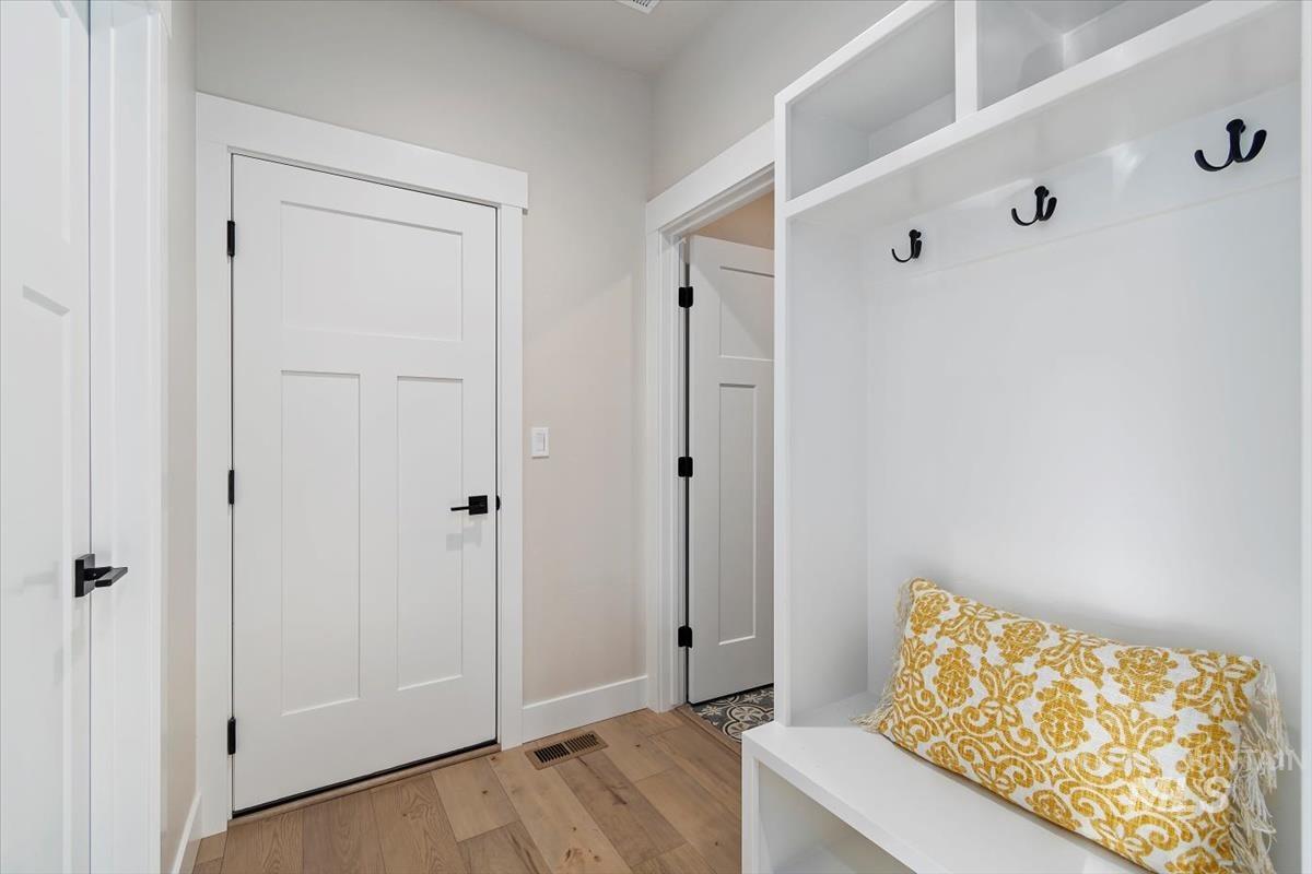 164 S Cedar Point