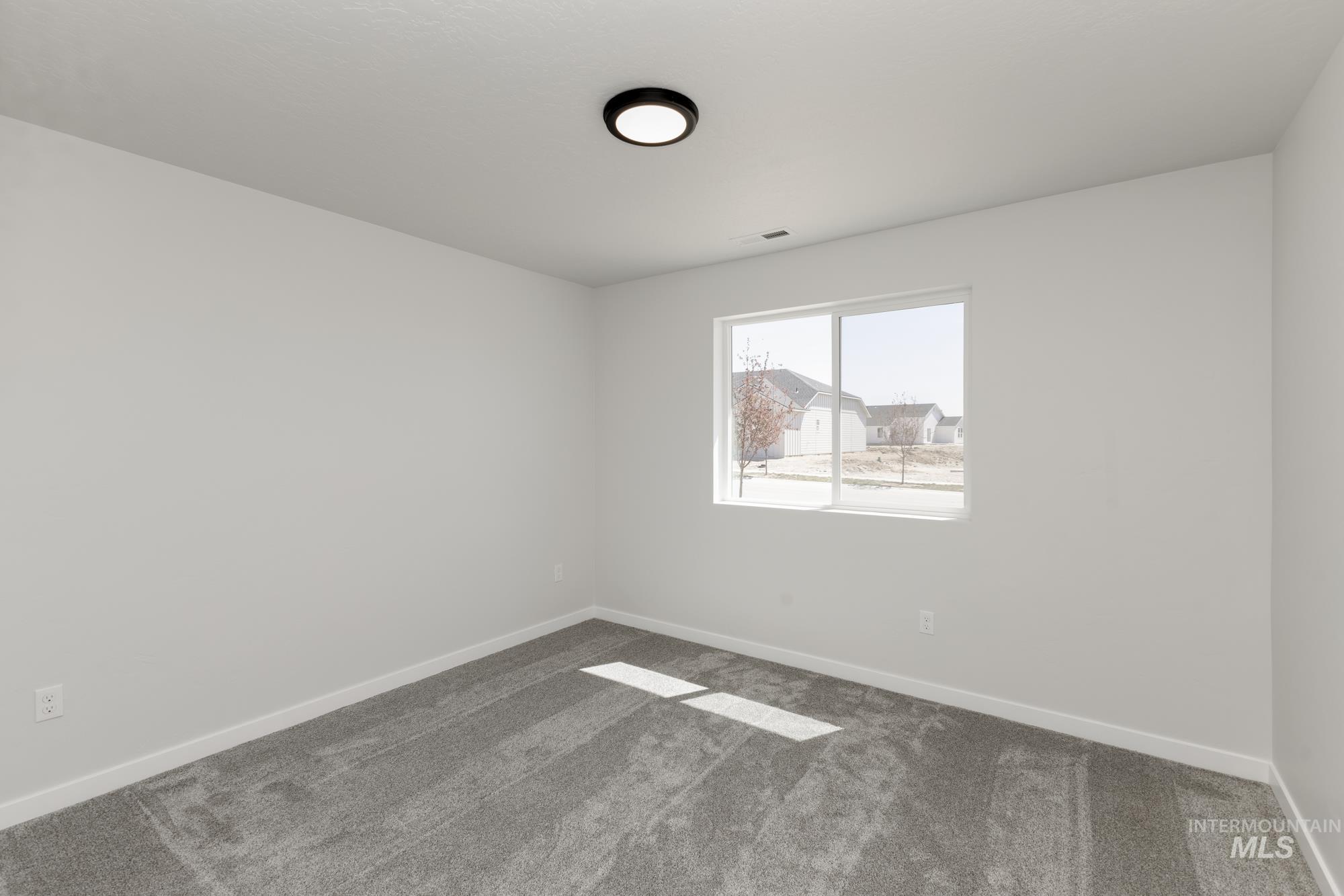1262 W Bass River Dr