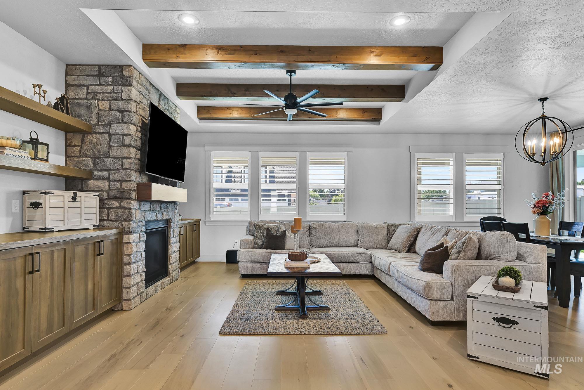 13923 Levendi Ct