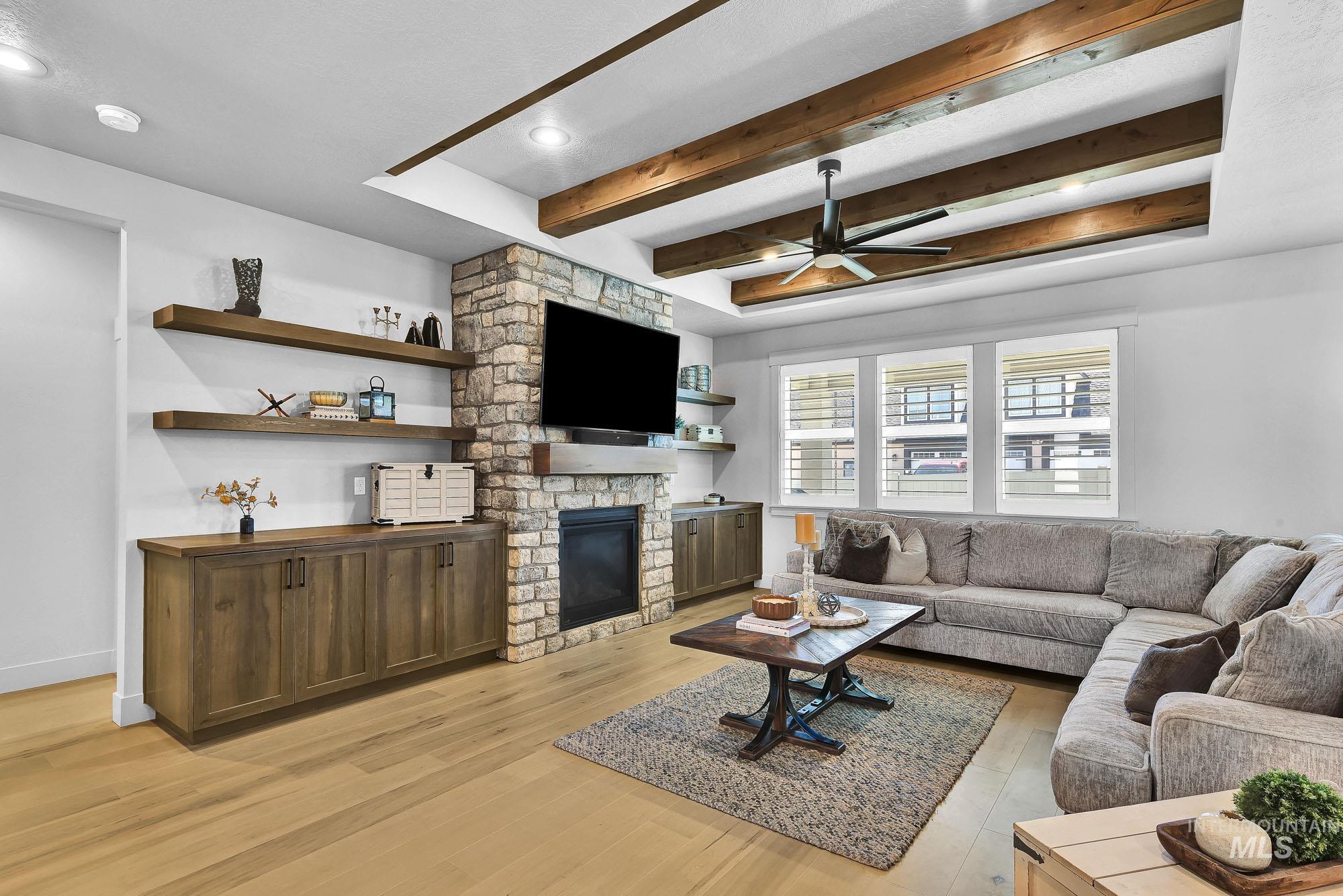 13923 Levendi Ct