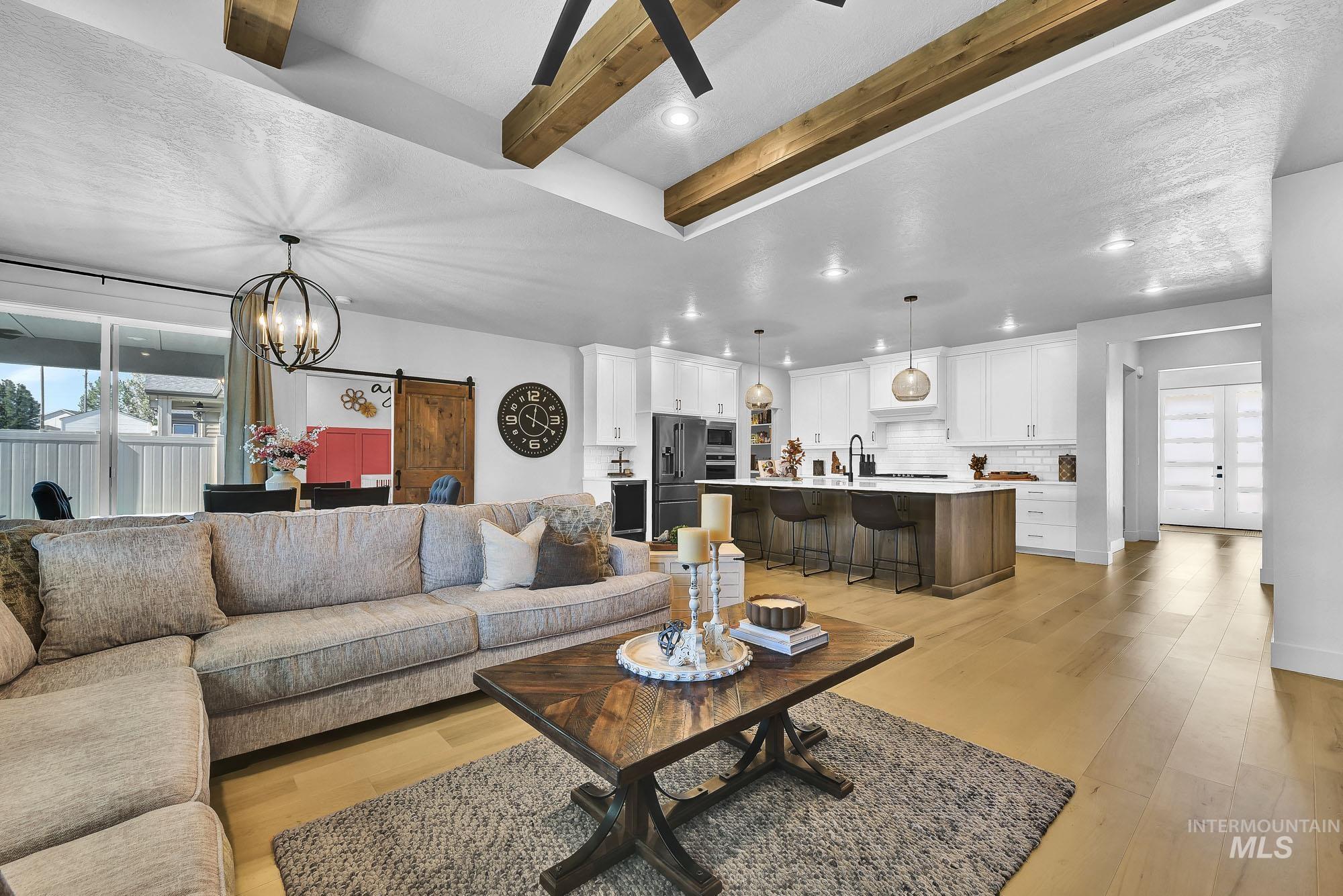 13923 Levendi Ct