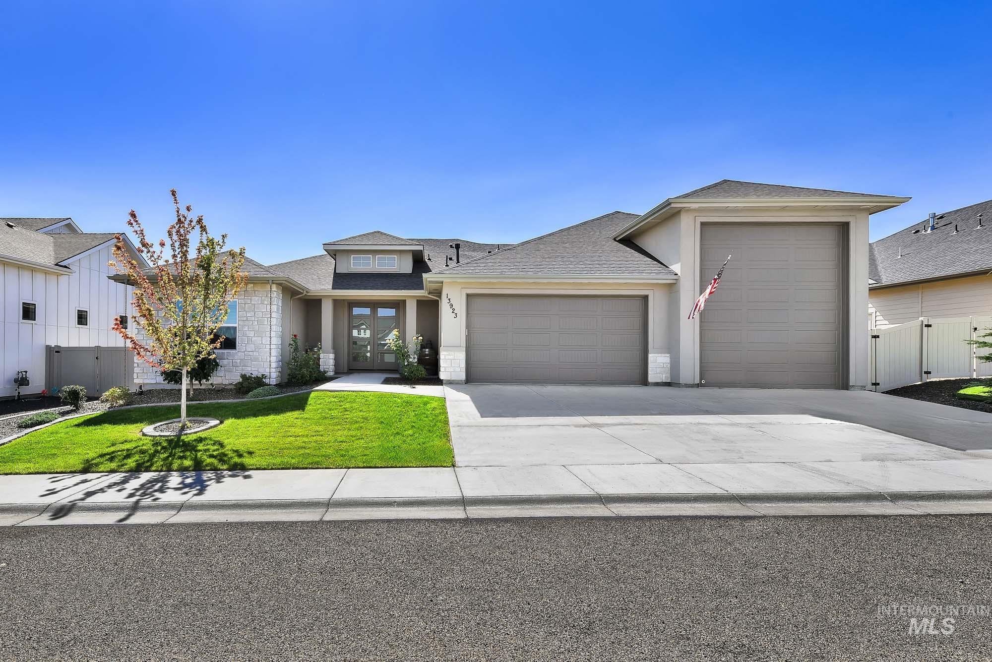 13923 Levendi Ct