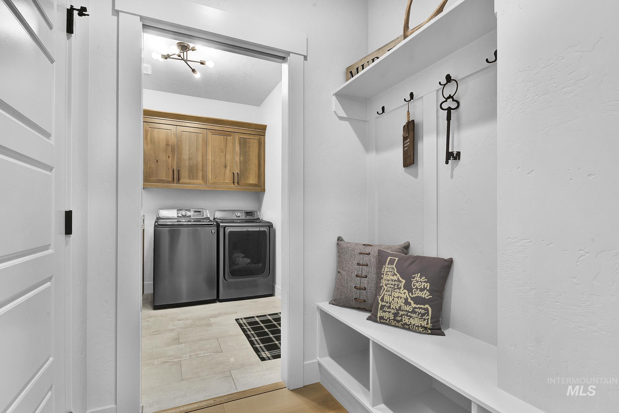 13923 Levendi Ct