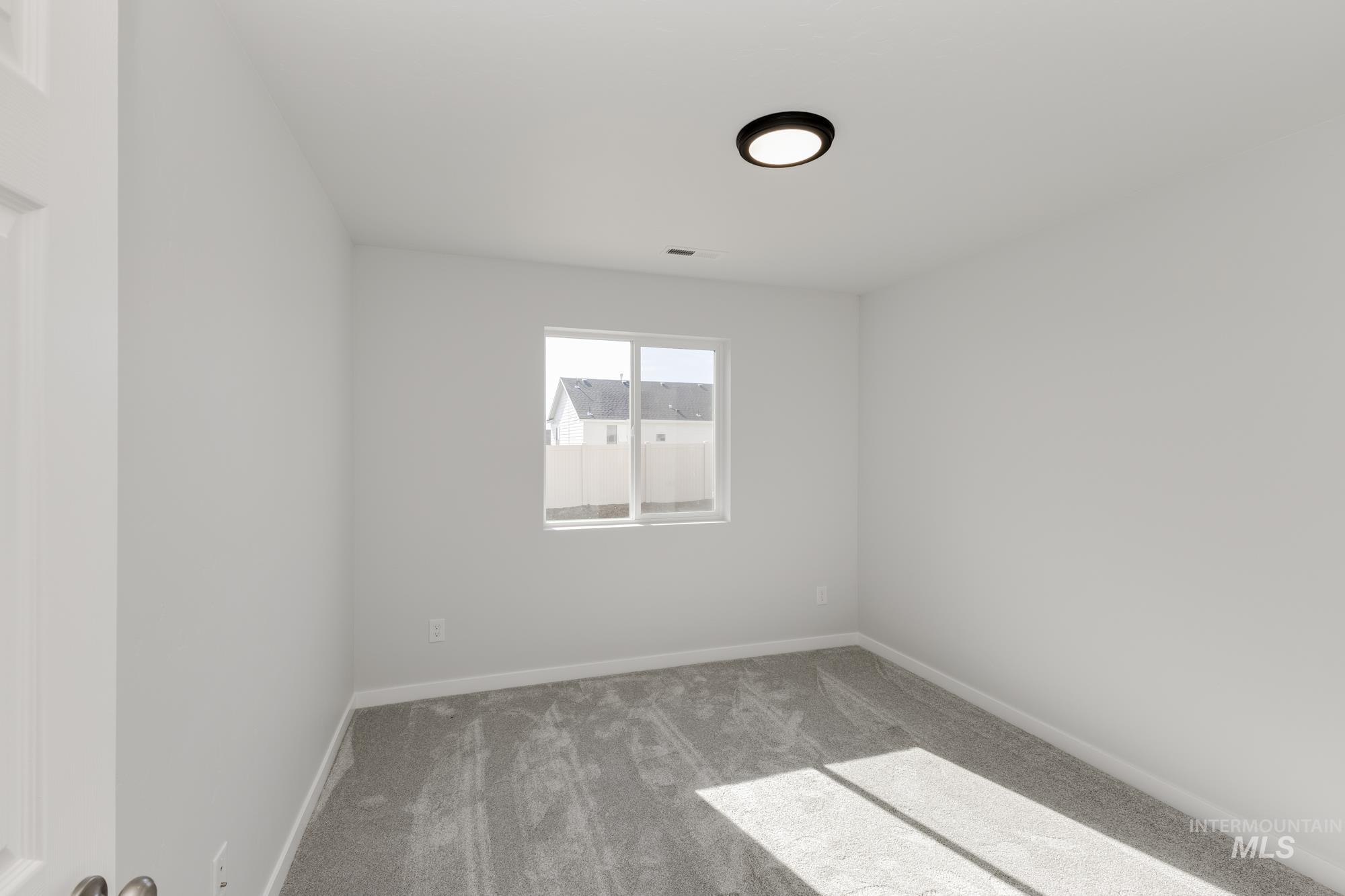 1223 W Pack River Dr