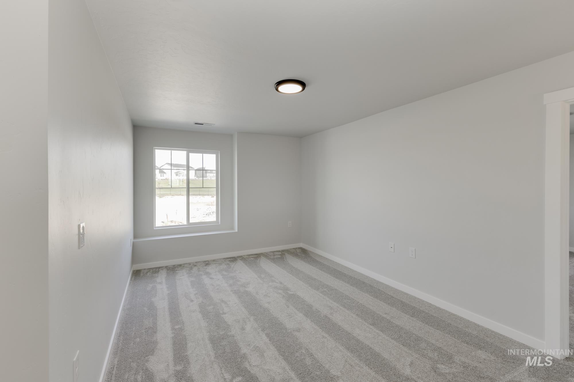 1223 W Pack River Dr