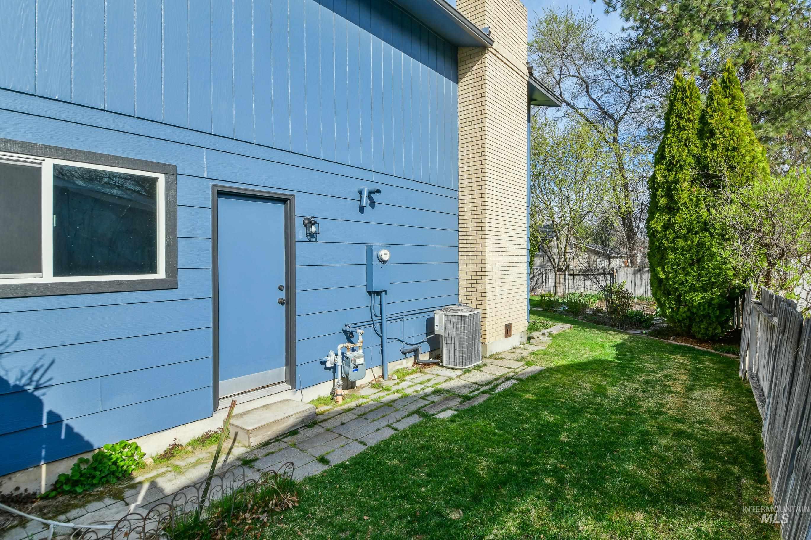 9974 W Barnsdale Dr