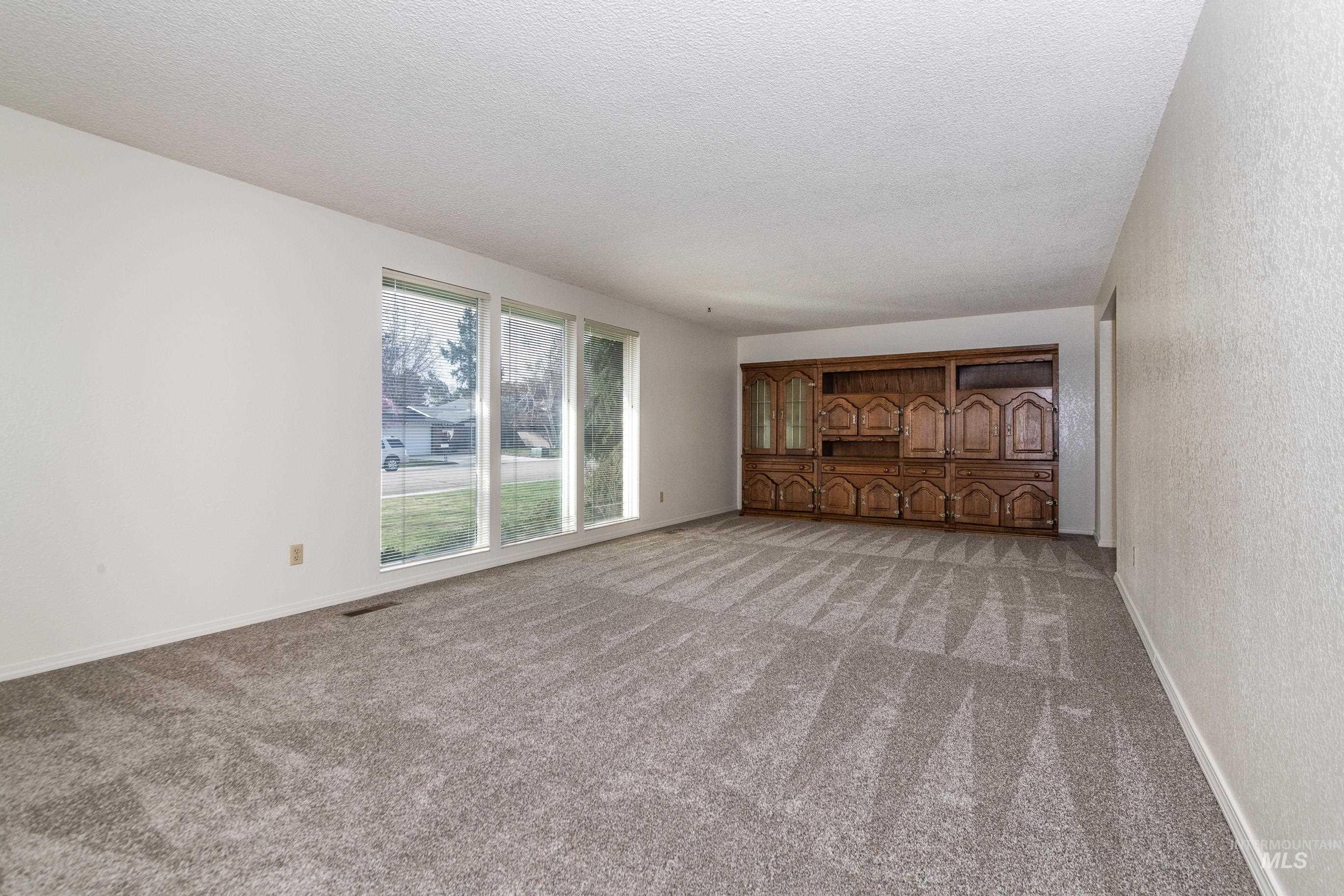 9974 W Barnsdale Dr