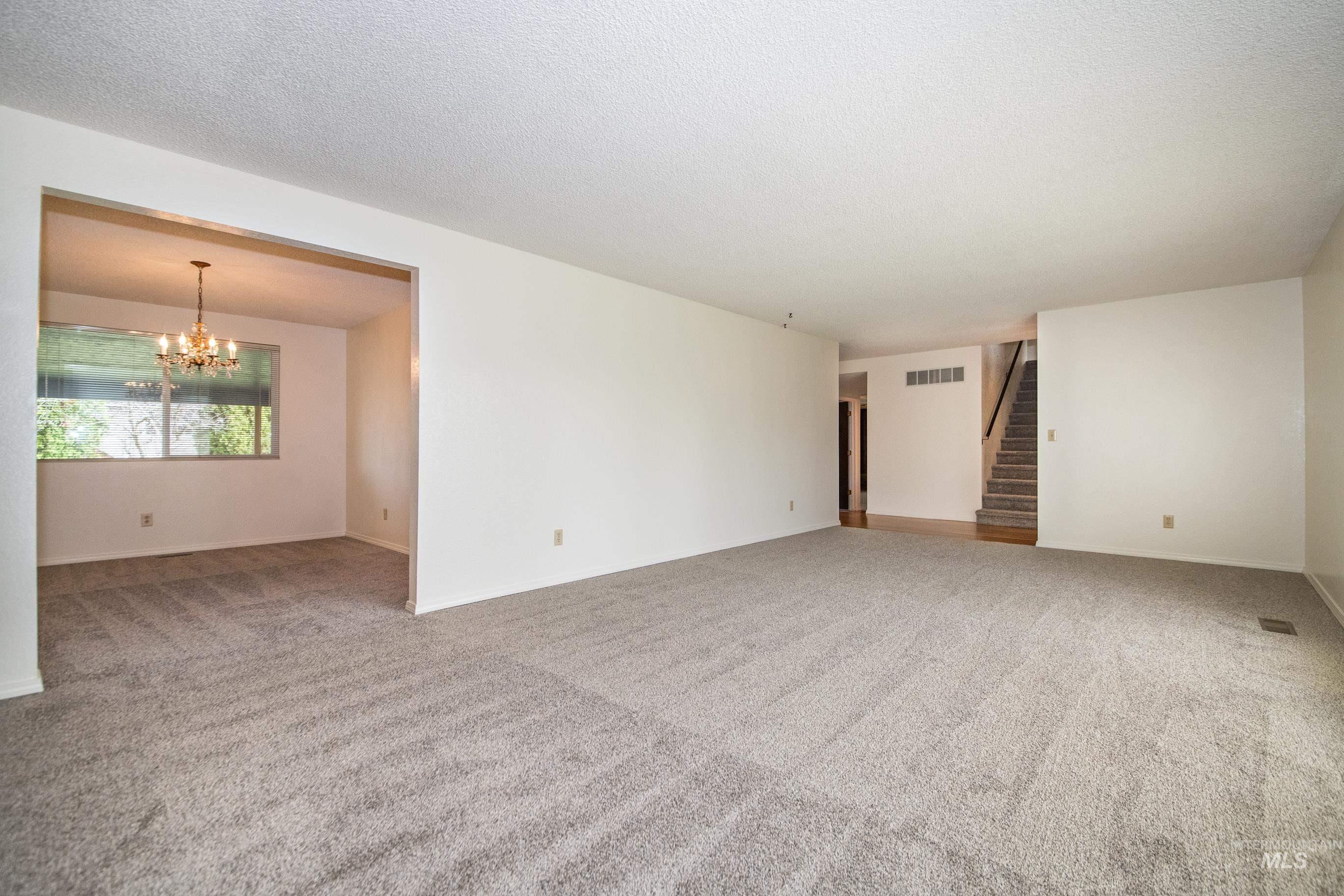 9974 W Barnsdale Dr