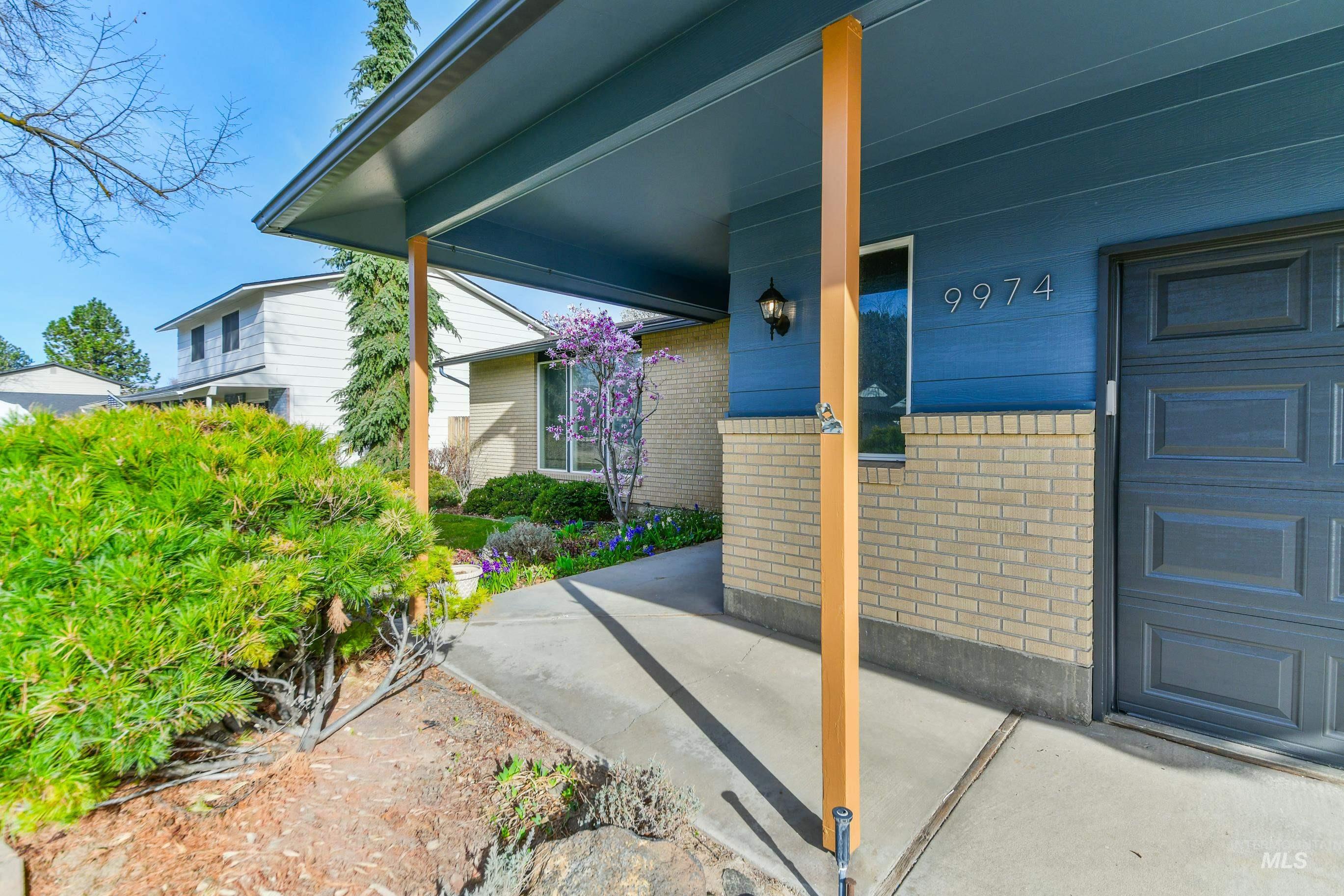 9974 W Barnsdale Dr
