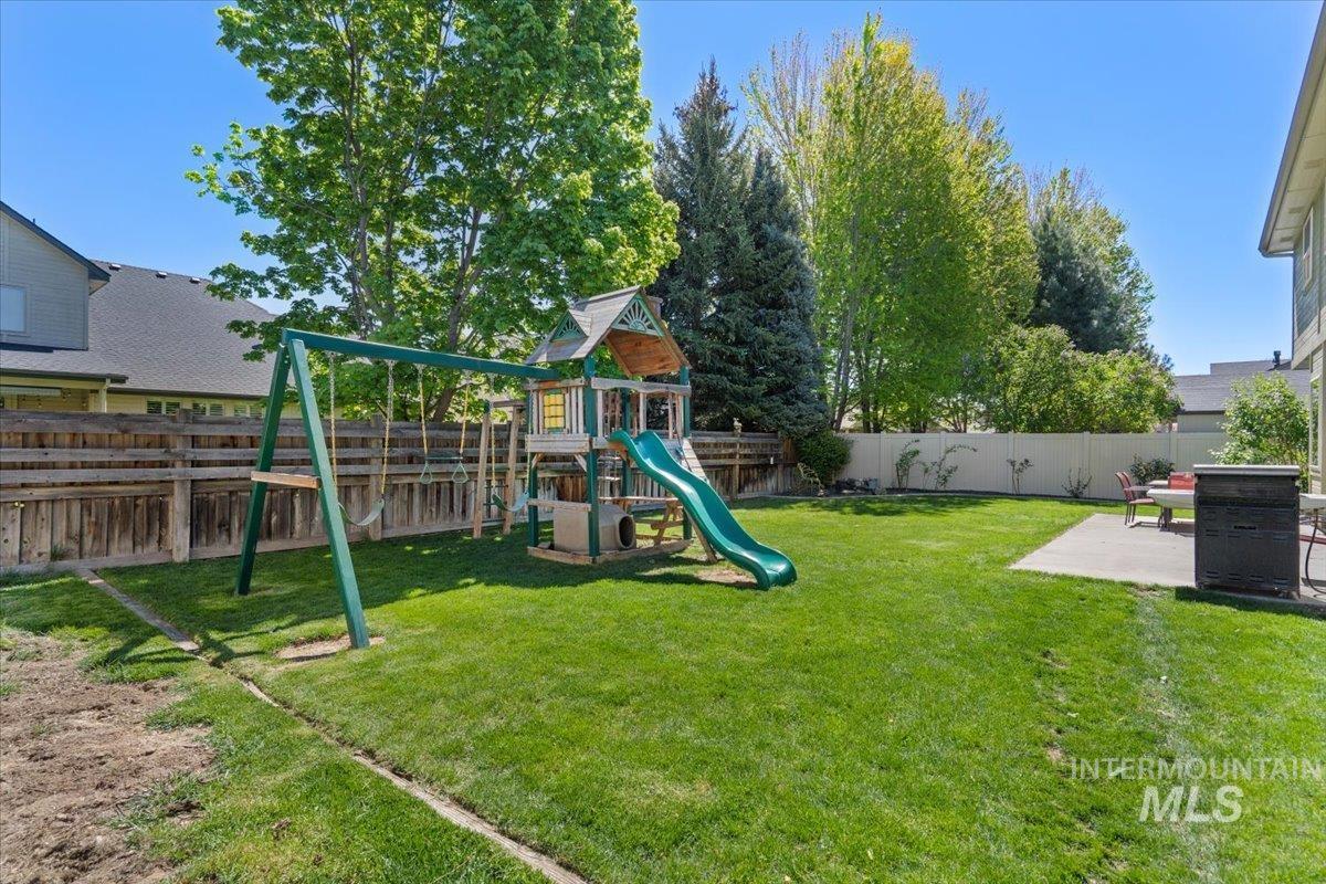 4154 N Tipton Ave.