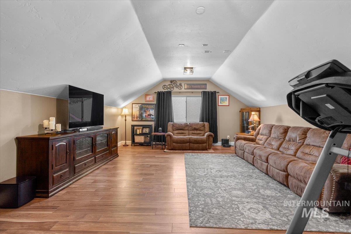 4154 N Tipton Ave.