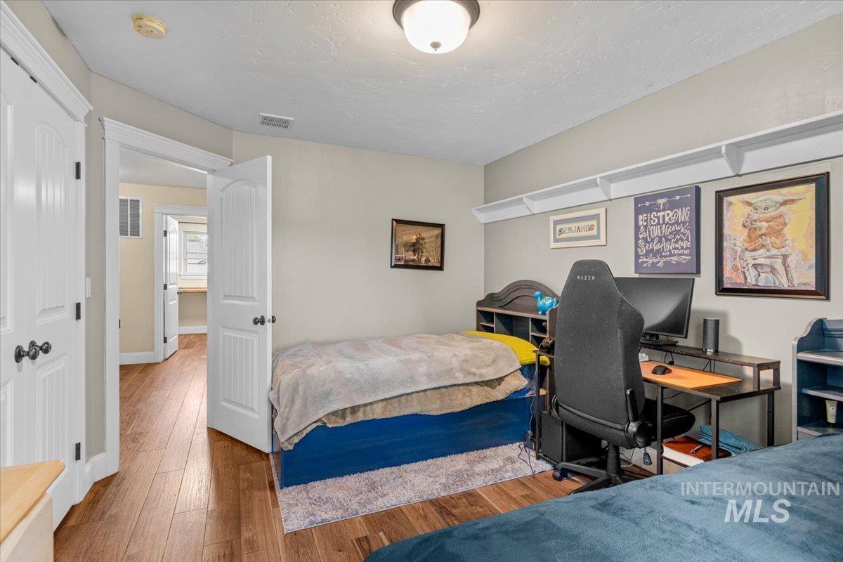 4154 N Tipton Ave.