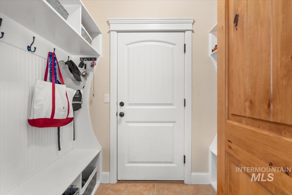 4154 N Tipton Ave.