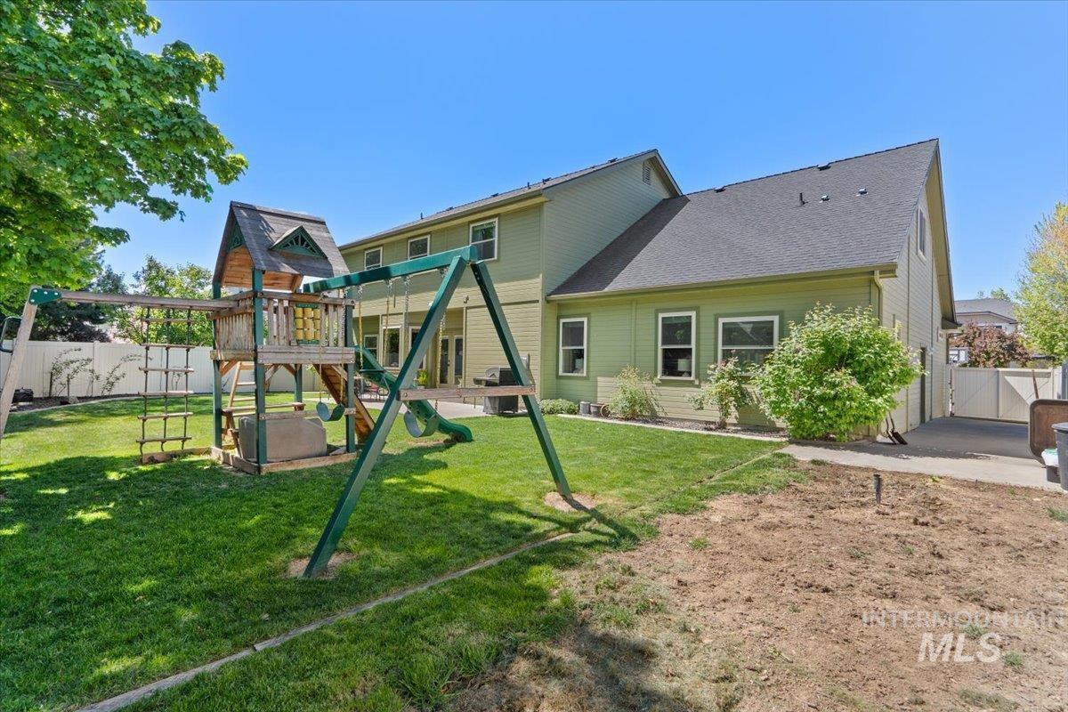 4154 N Tipton Ave.