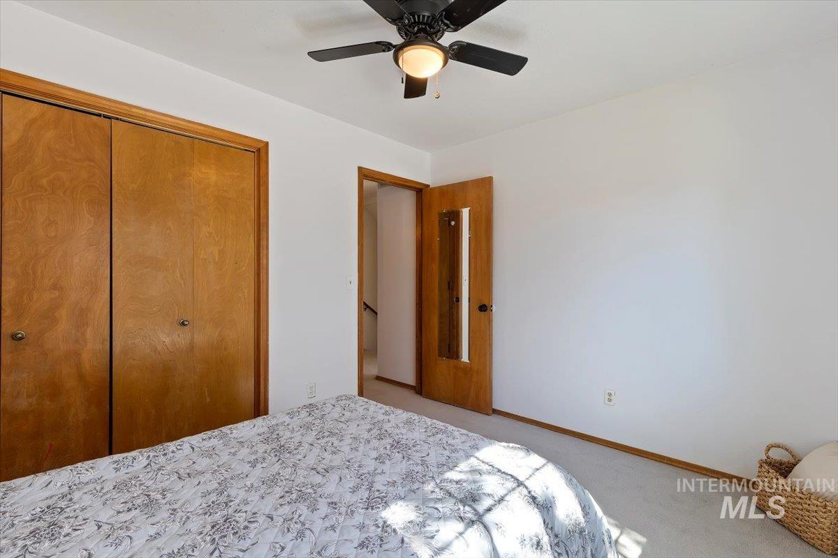 925 N 14th E