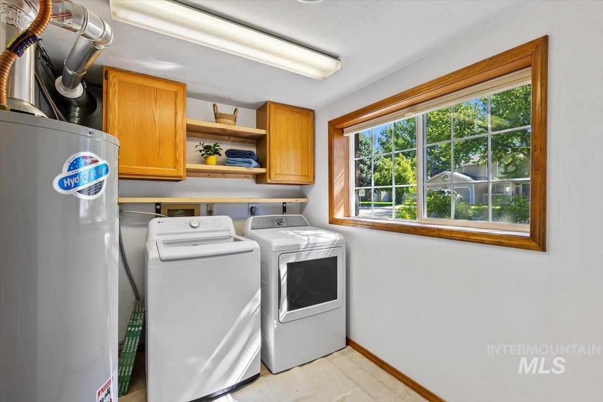 925 N 14th E