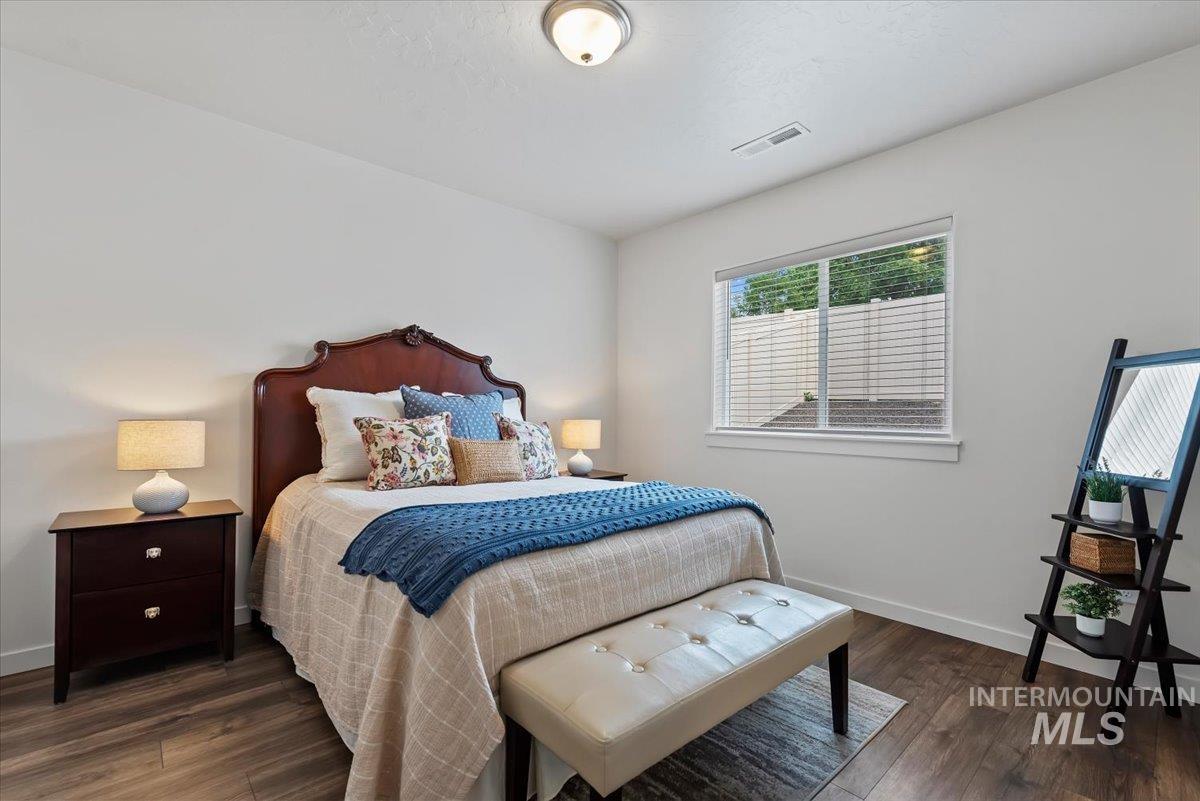 3442 S Garibaldi