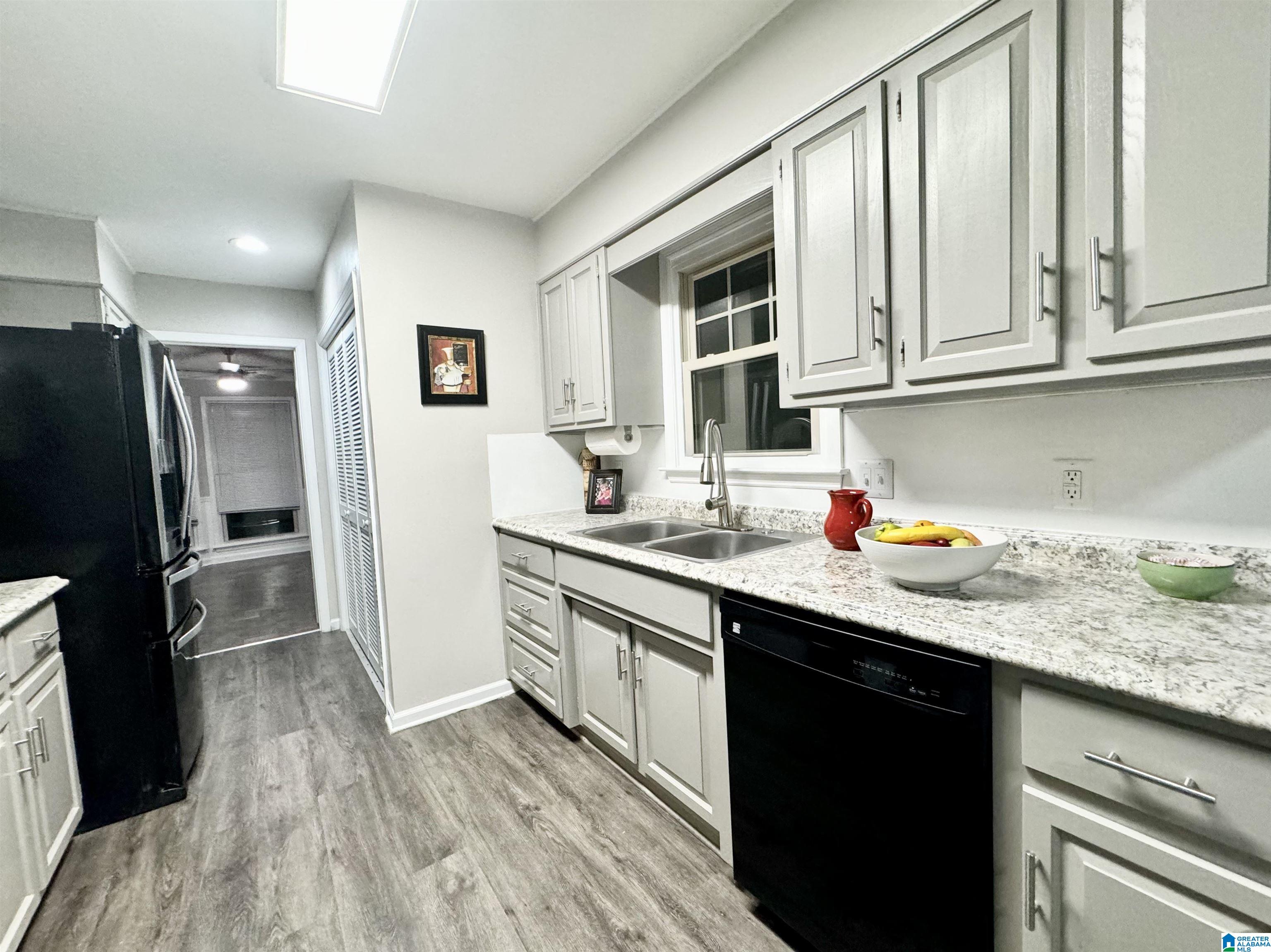 1100 SPRINGVILLE LANE