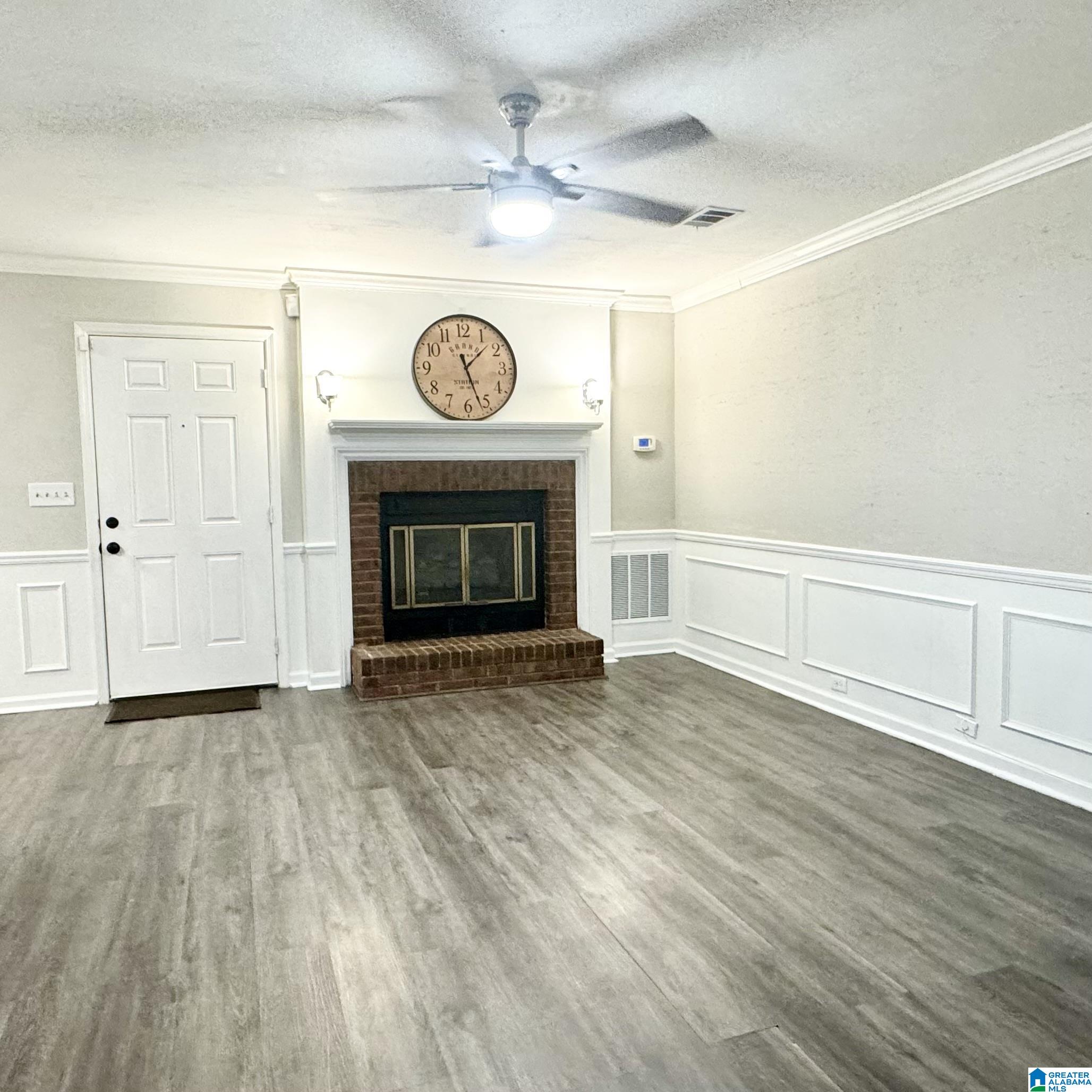 1100 SPRINGVILLE LANE