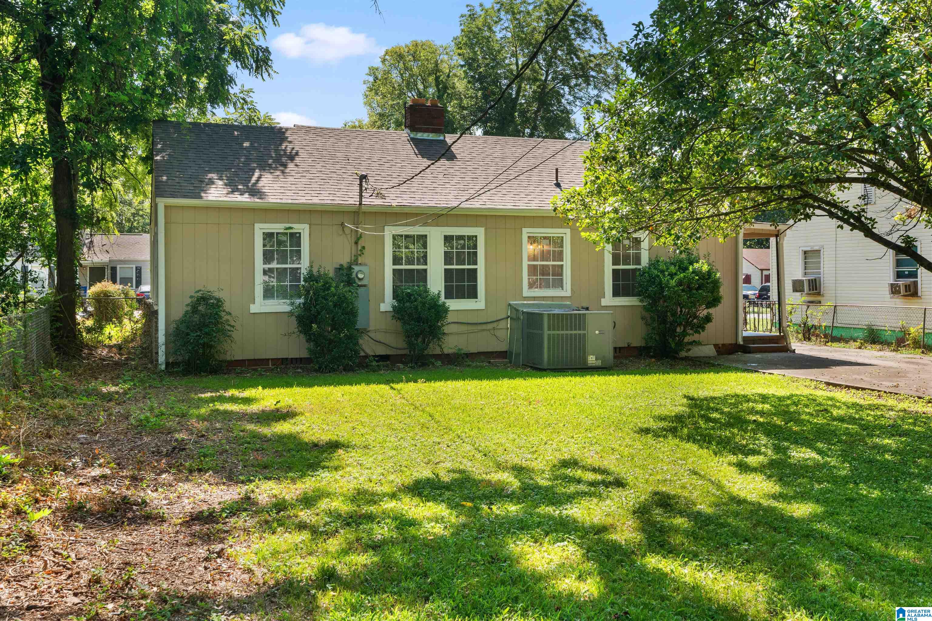900 SW 25TH STREET