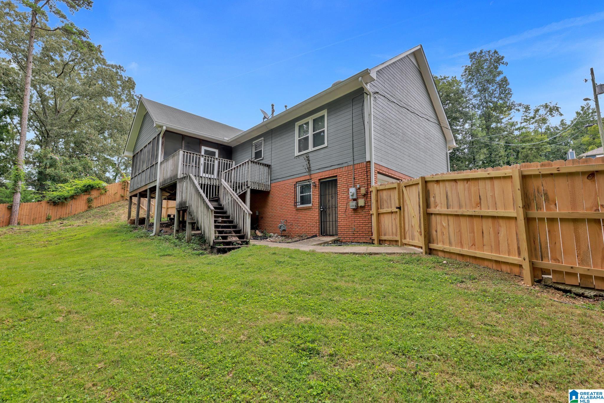 749 GABLE DRIVE