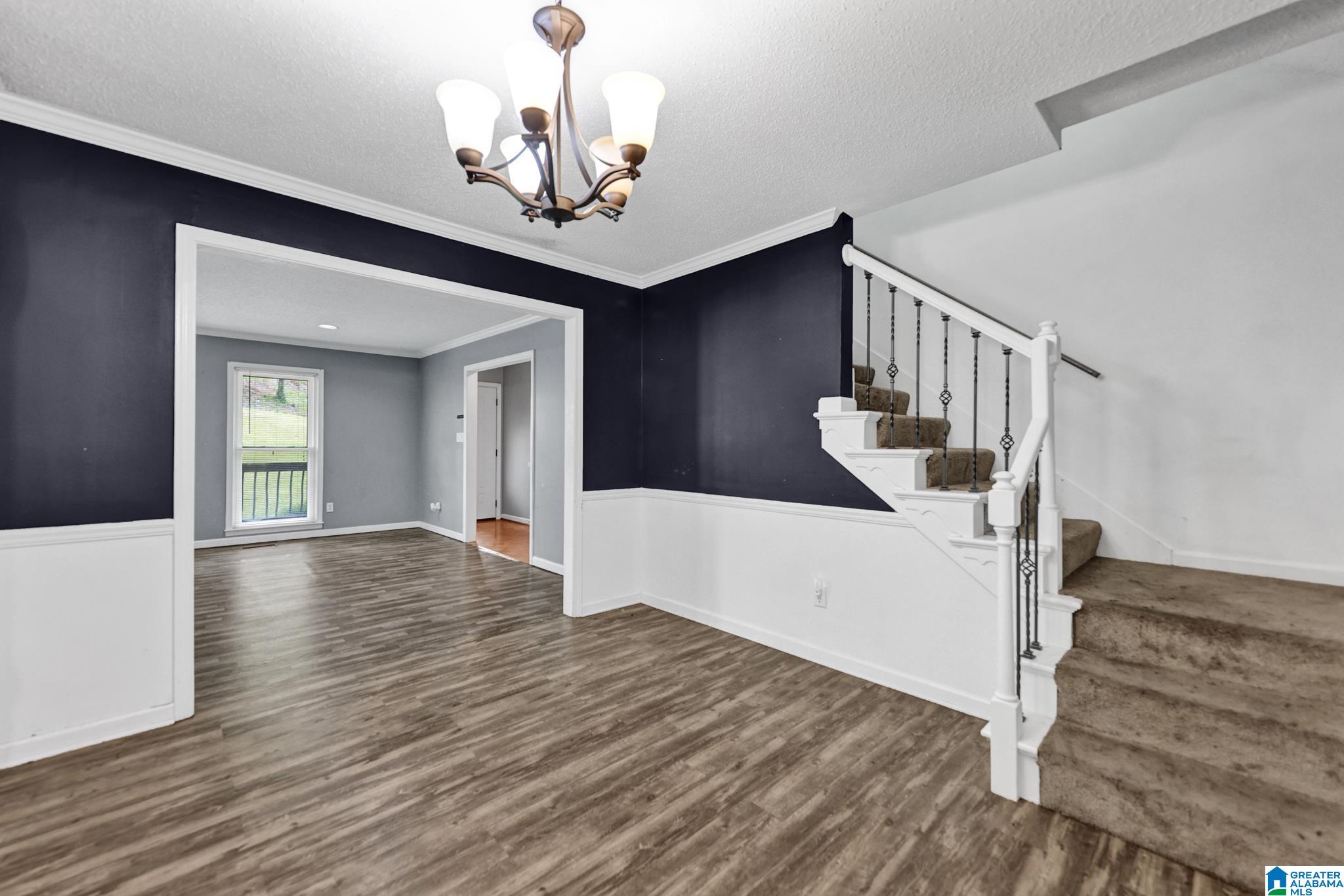 749 GABLE DRIVE